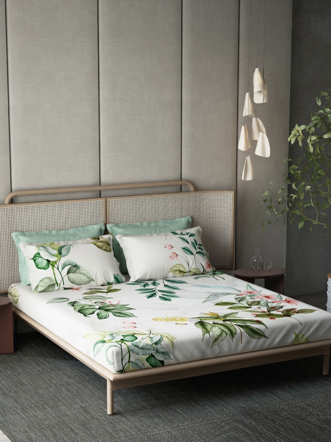 

DDecor White & Green Floral 180 TC Cotton King Bedsheet With 4 Pillow Covers
