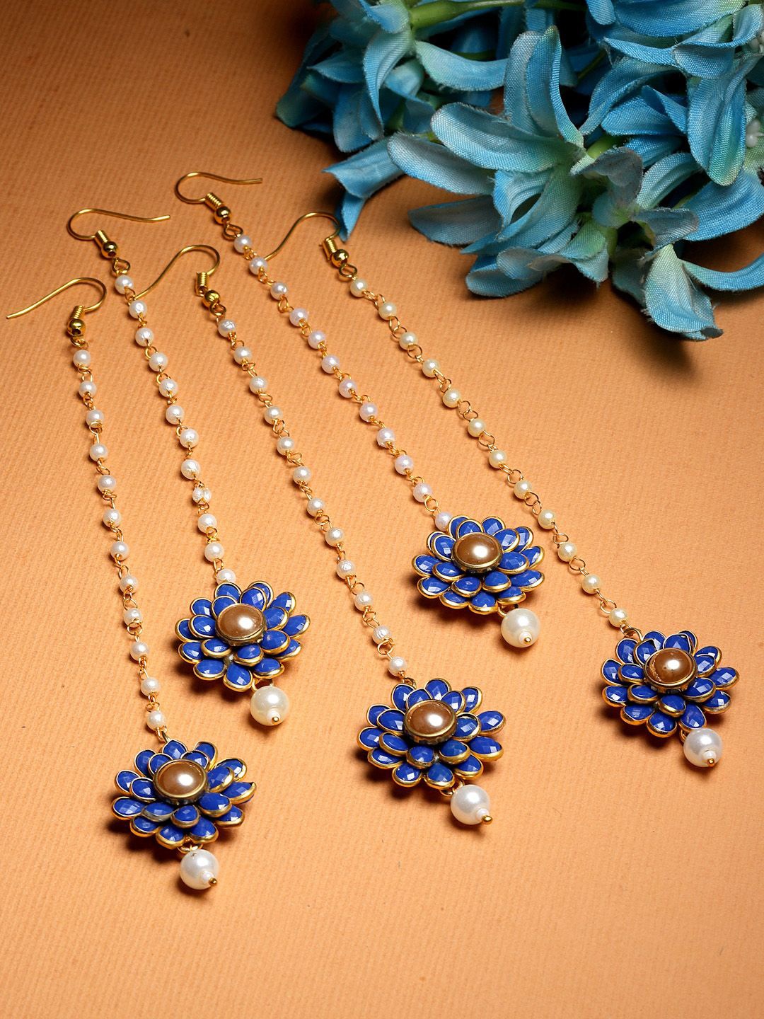 

ZENEME Set of 5 Gold-Plated Stones Studded and Beaded Floral Maang Tikkas