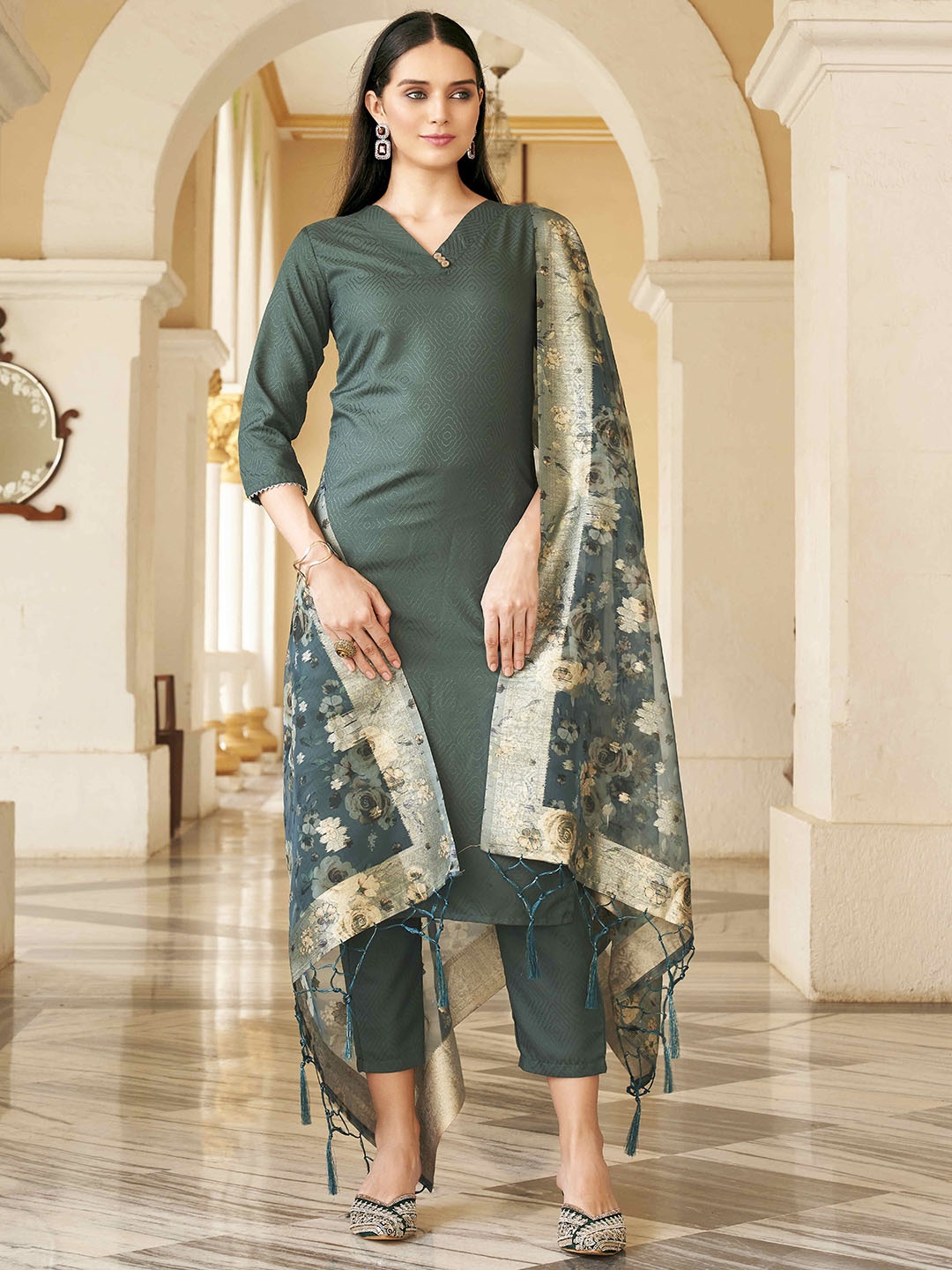 

Tikhi Imli Self Design V-Neck Straight Kurta With Trousers & Dupatta, Green