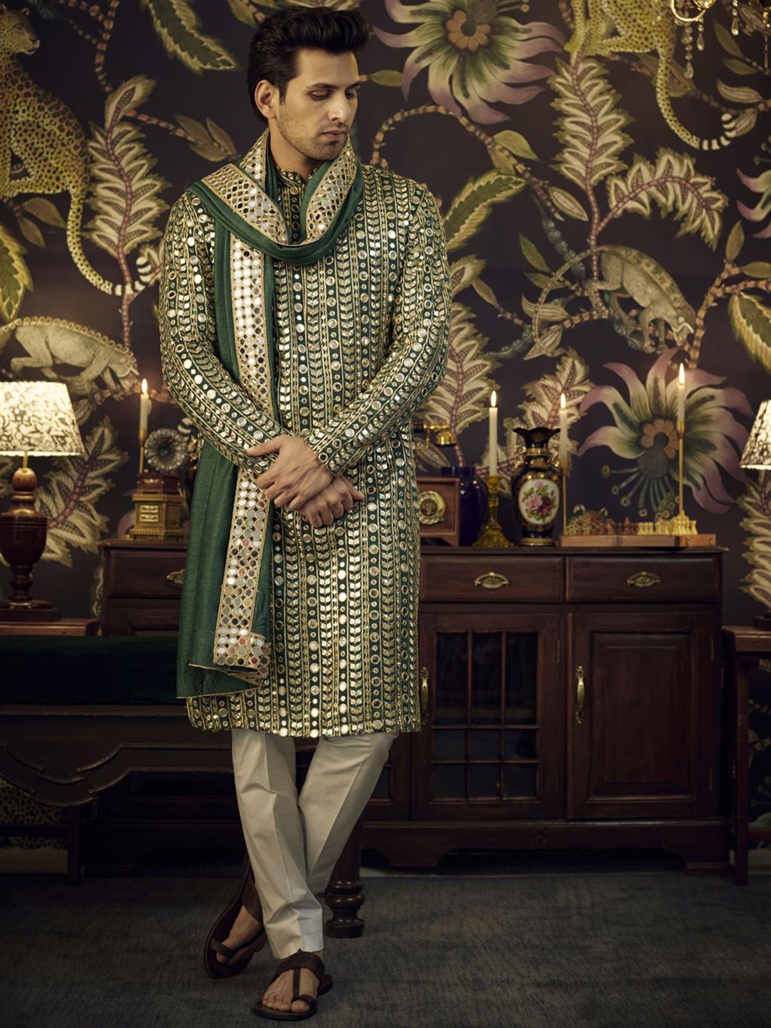 

KASBAH CLOTHING NISHCHAIY SAJDEH Geometric Embroidered Mirror Work Georgette Kurta & Stole, Green