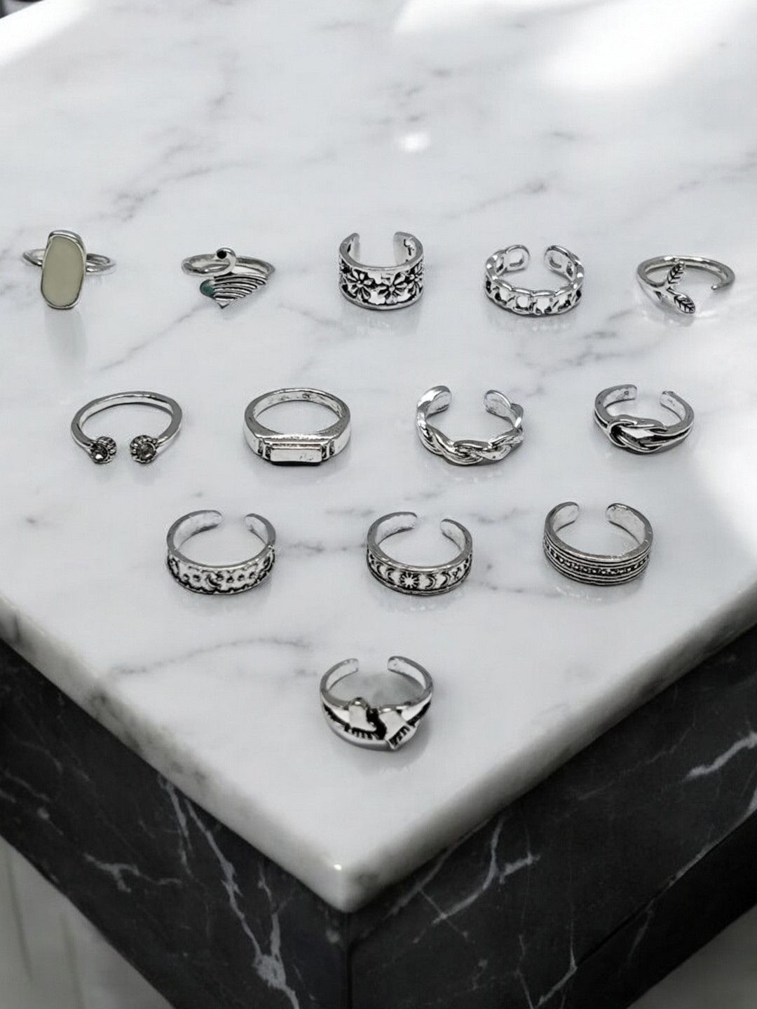 

OOMPH Set Of 13 Bohemian Toe Rings, Silver