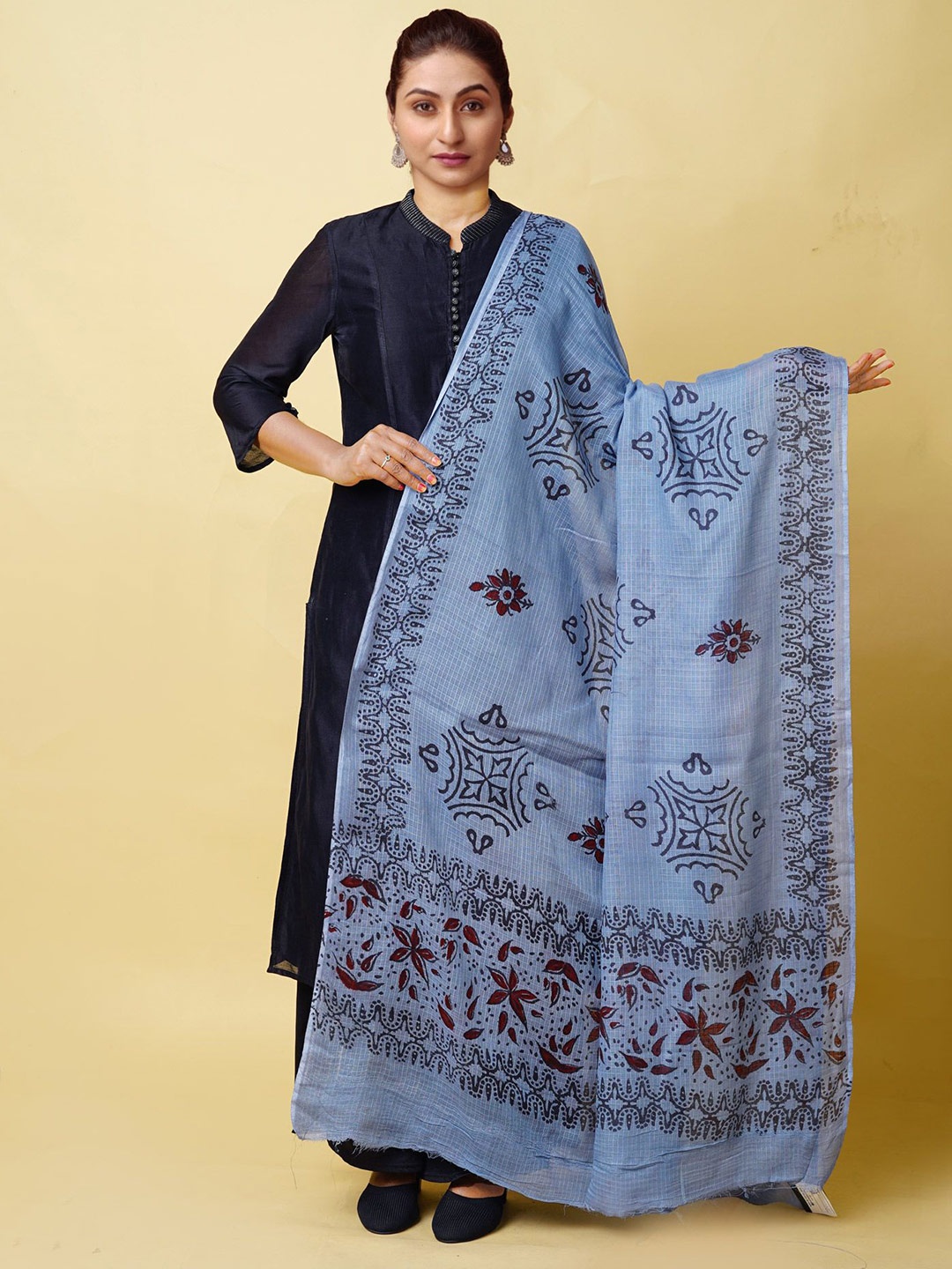 

Unnati Silks Ethnic Motifs Printed Cotton Silk Dupatta, Grey
