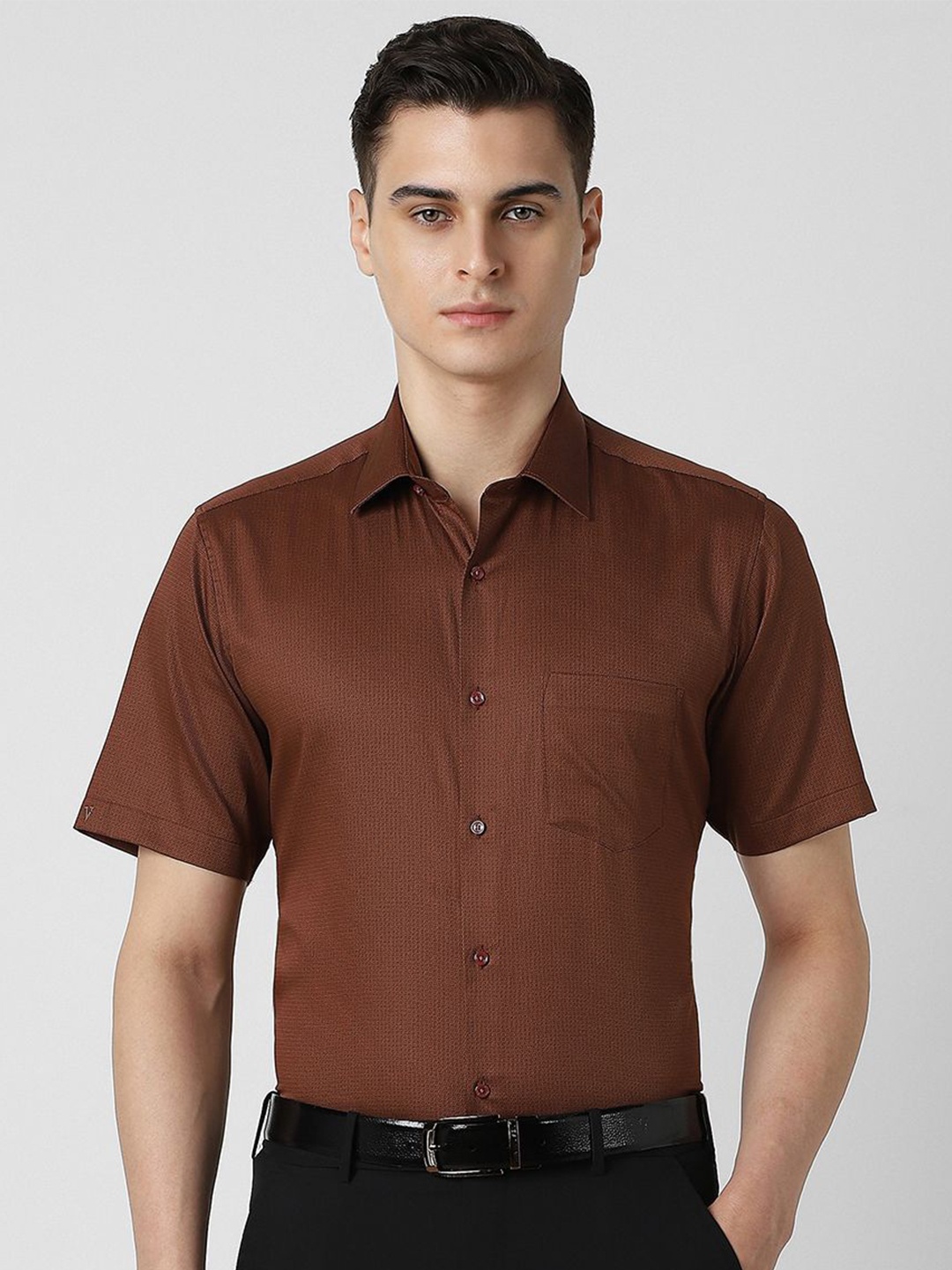 

Van Heusen Men Spread Collar Micro Ditsy Printed Cotton Casual Shirt, Brown