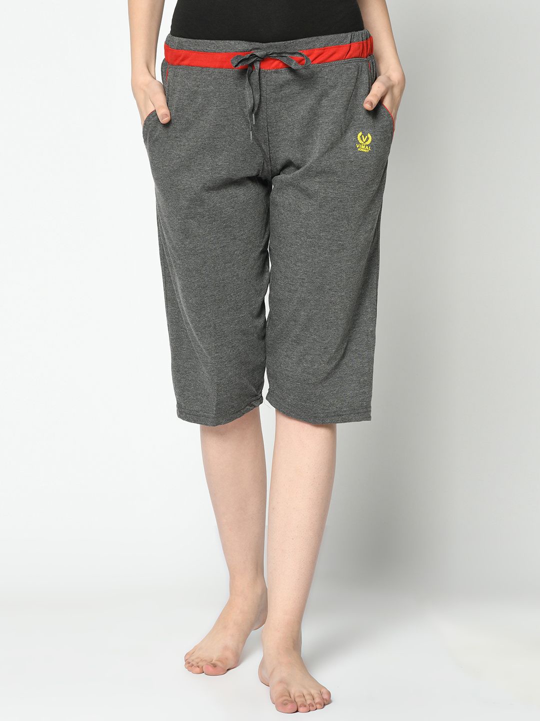 

VIMAL JONNEY Women Capris, Grey