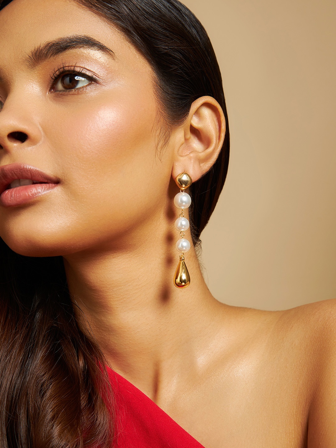 

Kushal's Fashion Jewellery Gold-Plated Contemporary Drop Earrings, White