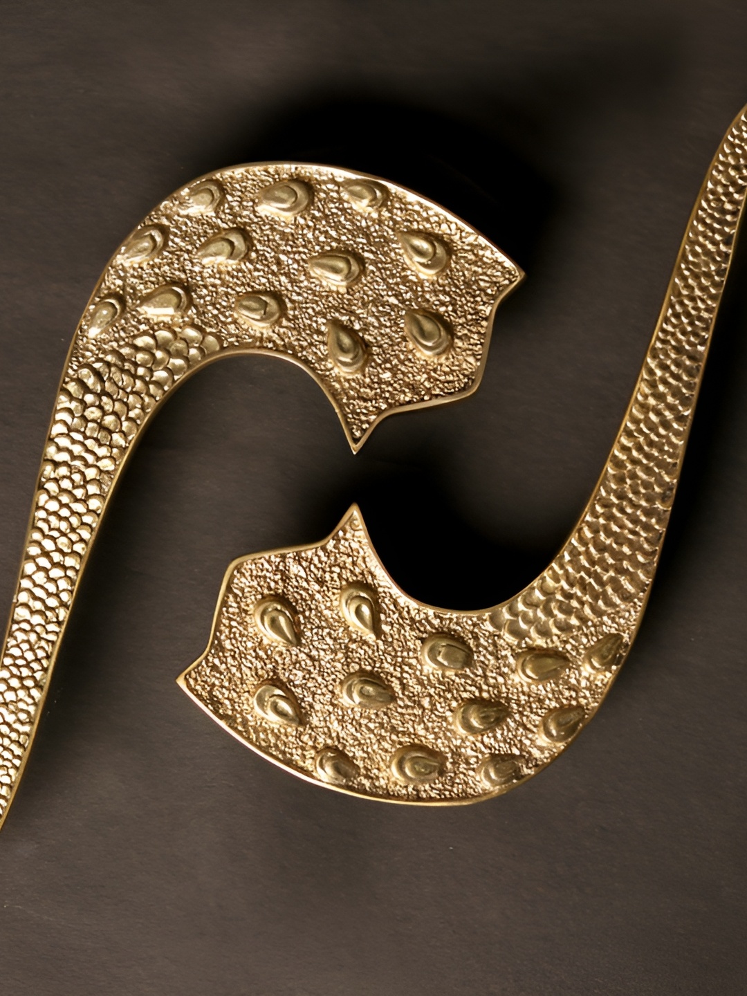 

Exotic India Pair of Brass Peacock Door Handle, Gold