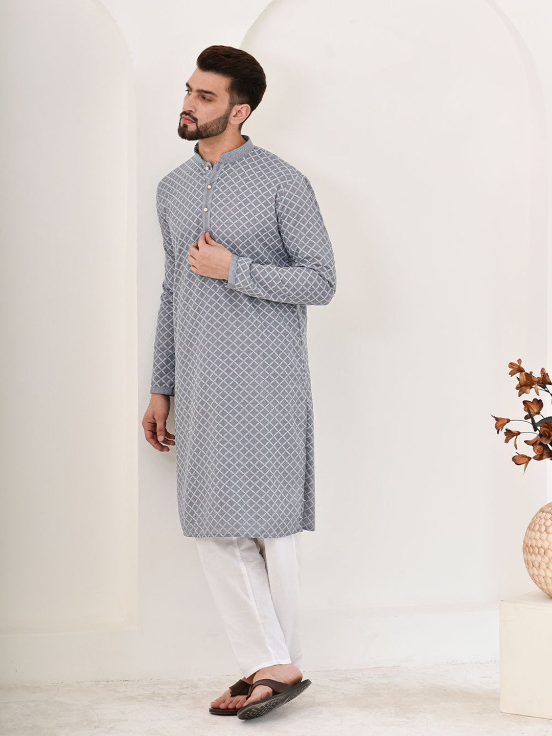 

House of Chikankari Chikankari Woven Kurta, Blue