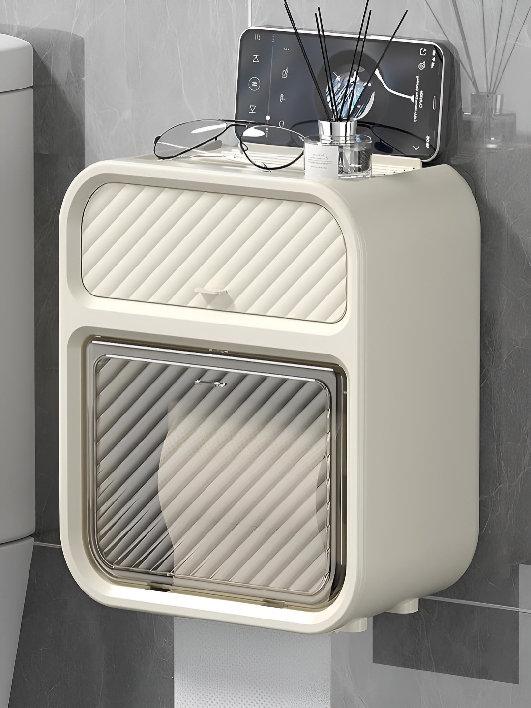 

HOUSE OF QUIRK Beige Set of 1 Water Resistant Multi-Utility Organisers