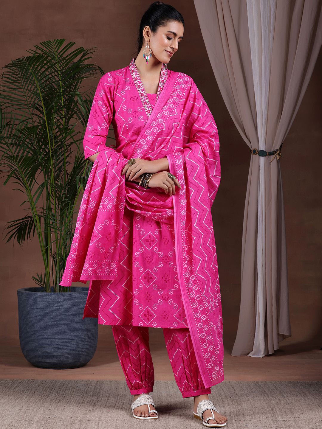 

Libas Bandhani Printed V-Neck Pure Cotton A-Line Kurta With Salwar & Dupatta, Pink