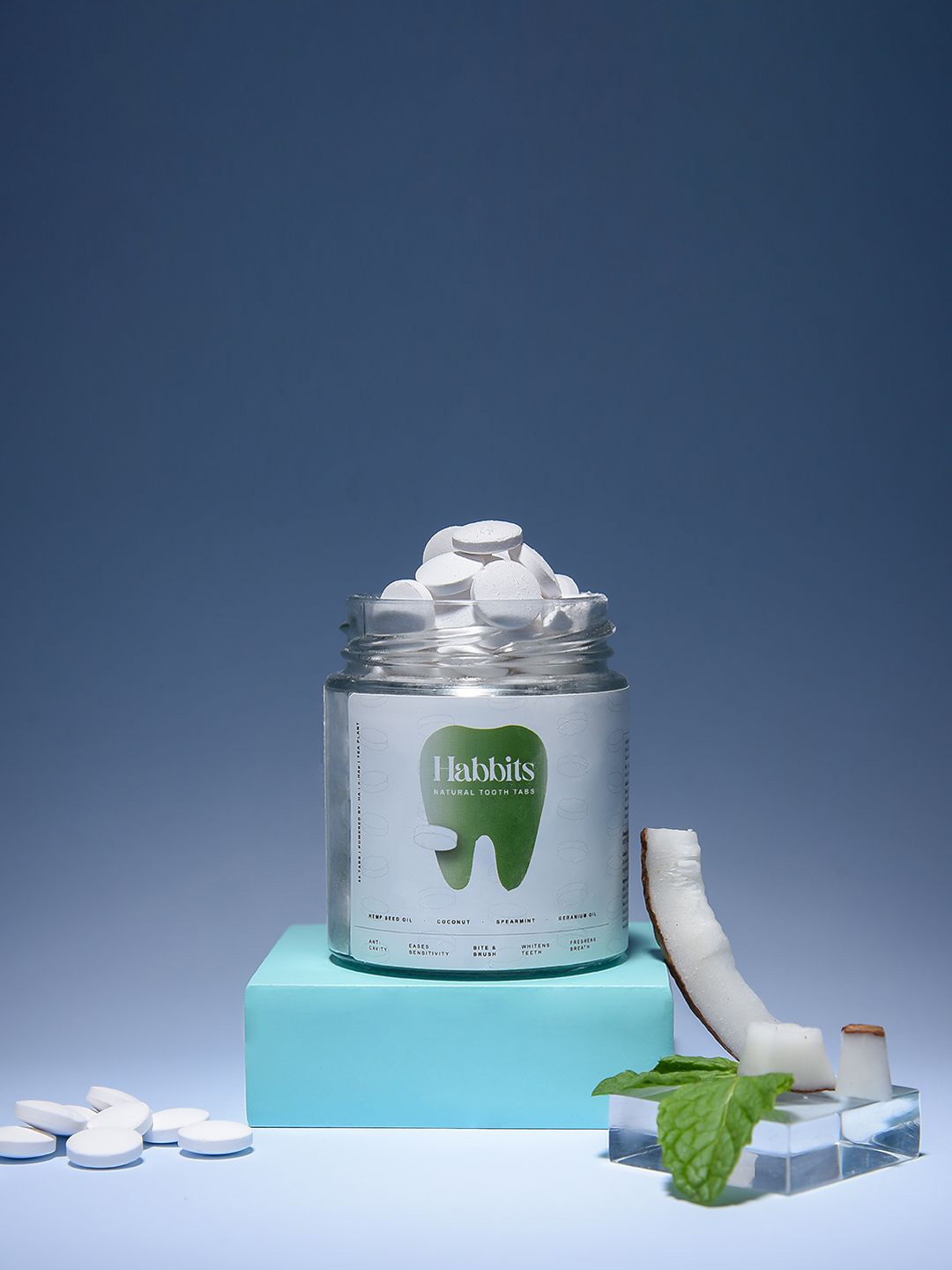

HABBITS Teeth Whitening Natural Tooth Tabs- Geranium & Mint-60 Tabs, White