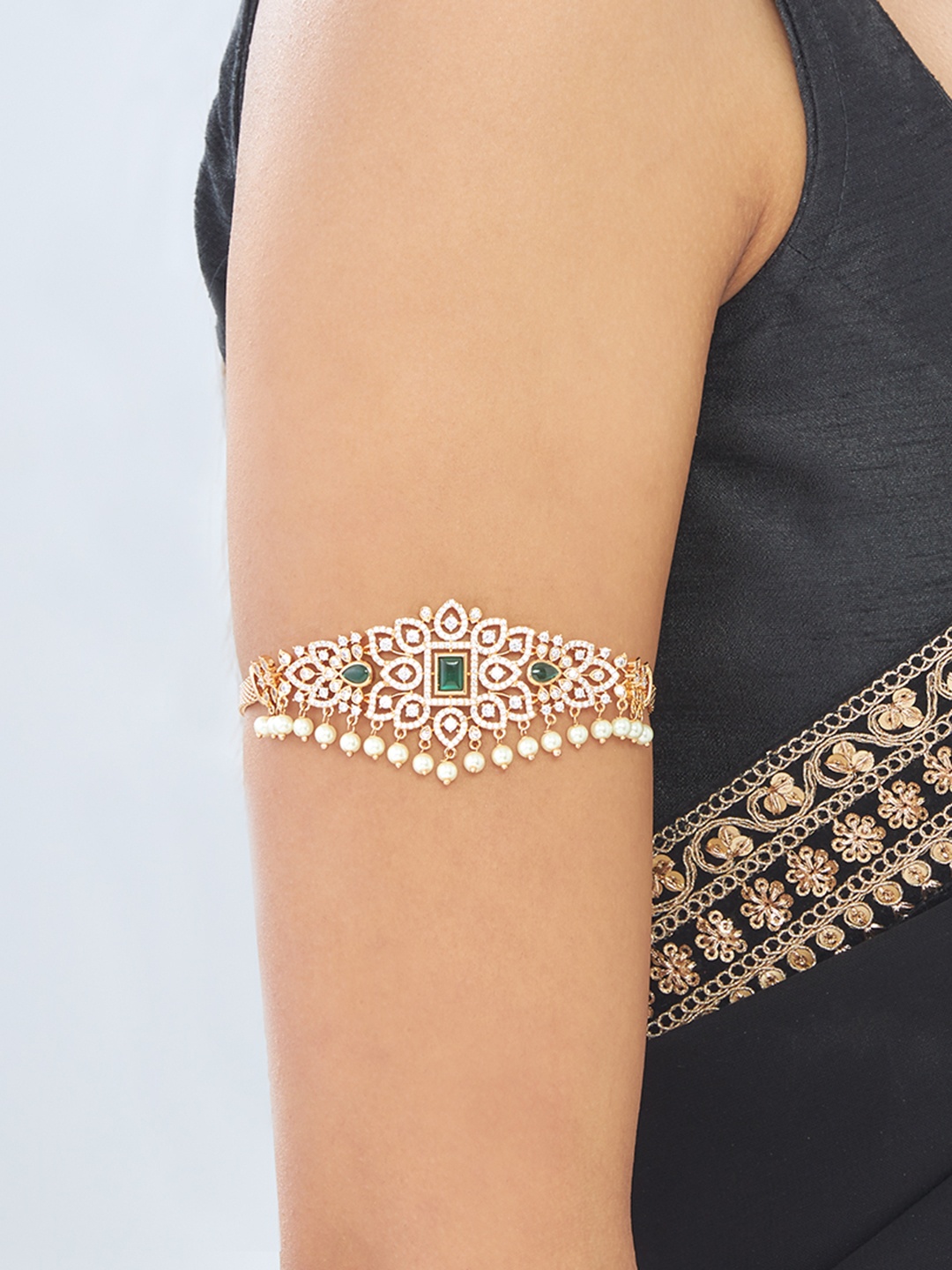 

Kushal's Fashion Jewellery Women Silver-Toned & Green Cubic Zirconia Gold-Plated Armlet Bracelet