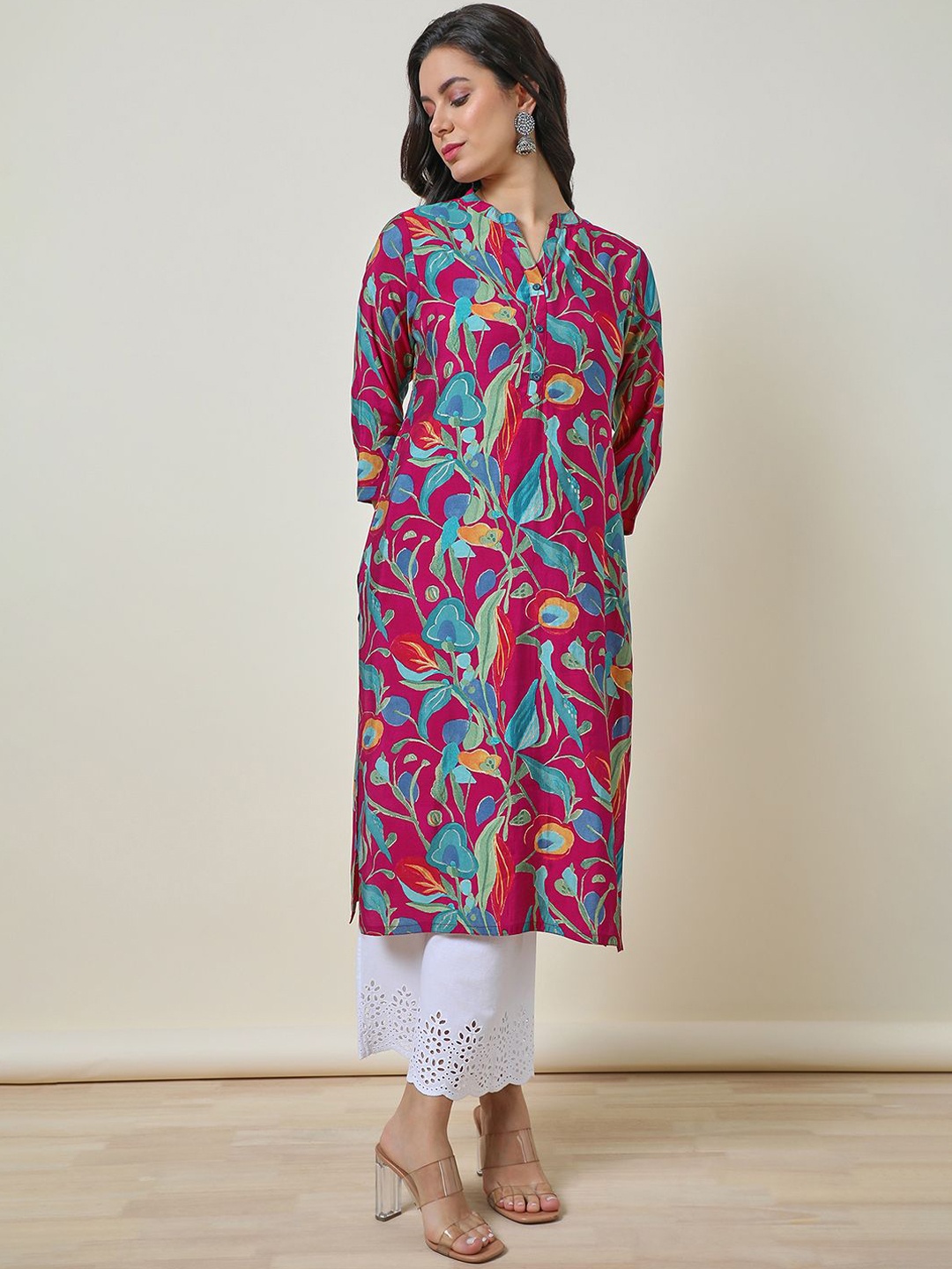 

Soch Fuchsia Pink Floral Foil Printed Mandarin Collar Straight Kurta