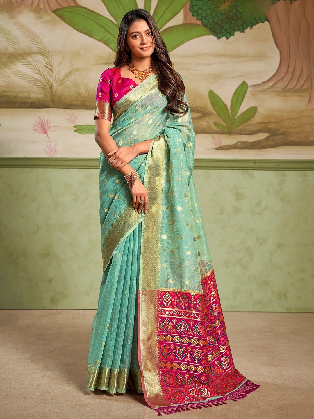 

MySilkLove Woven Design Zari Tissue Banarasi Saree, Blue