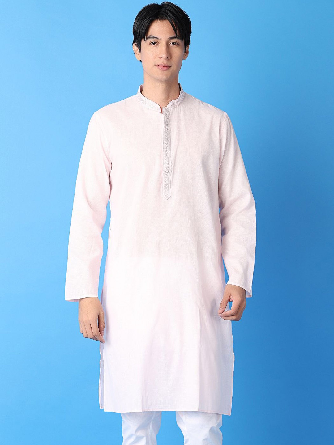 

V-Mart Mandarin Collar Thread Work Straight Kurta, Pink