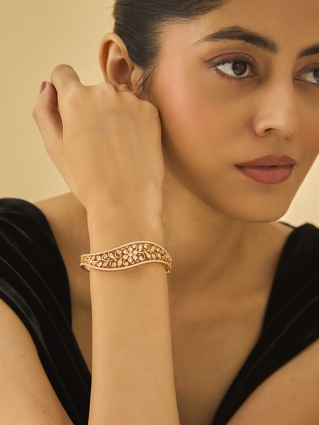 

Kushal's Fashion Jewellery Gold Plated Cubic Zirconia Kada Bracelet