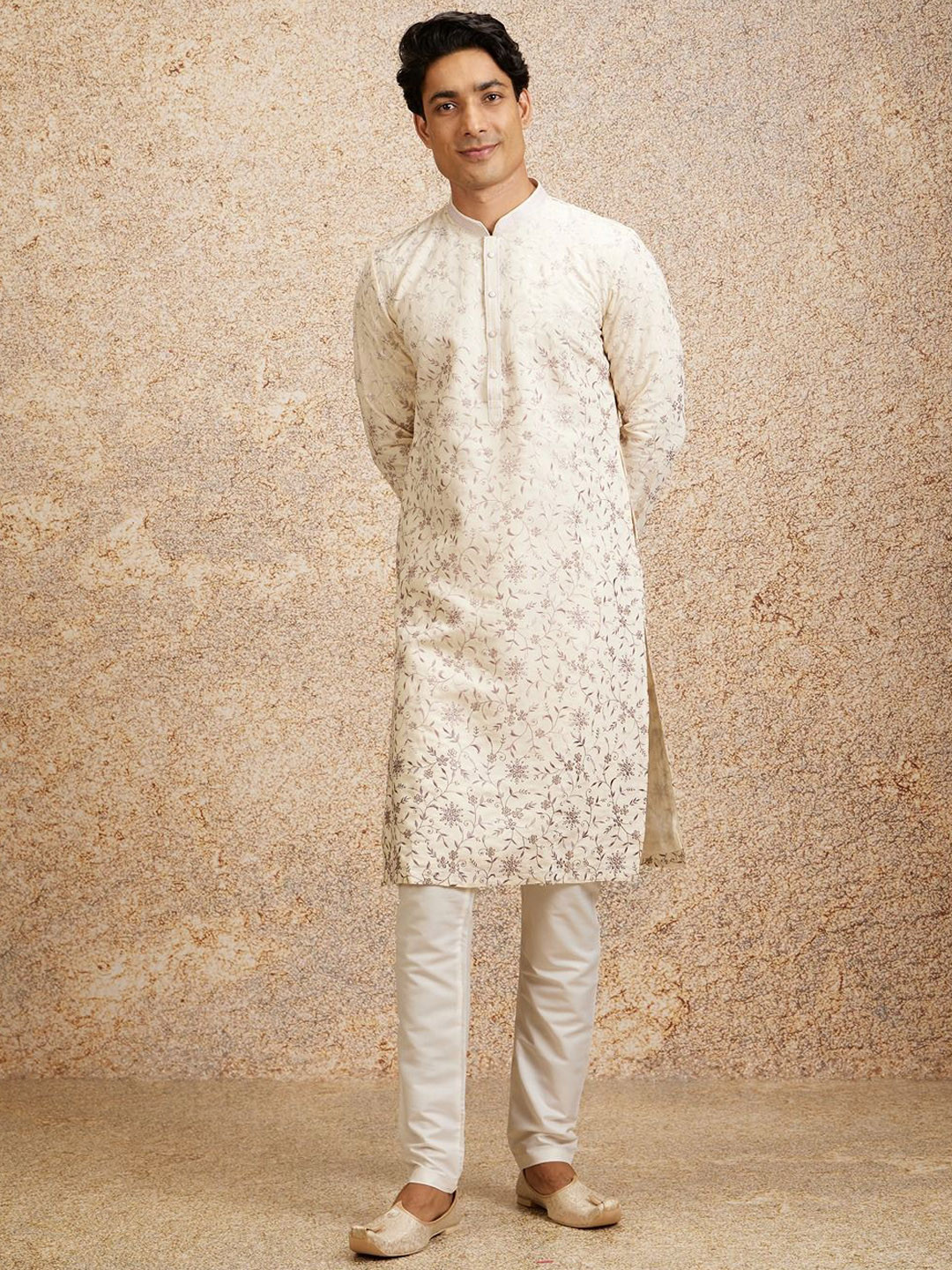 

Twamev Floral Embroidered Thread Work Mandarin Collar Regular Kurta With Churidar, Purple