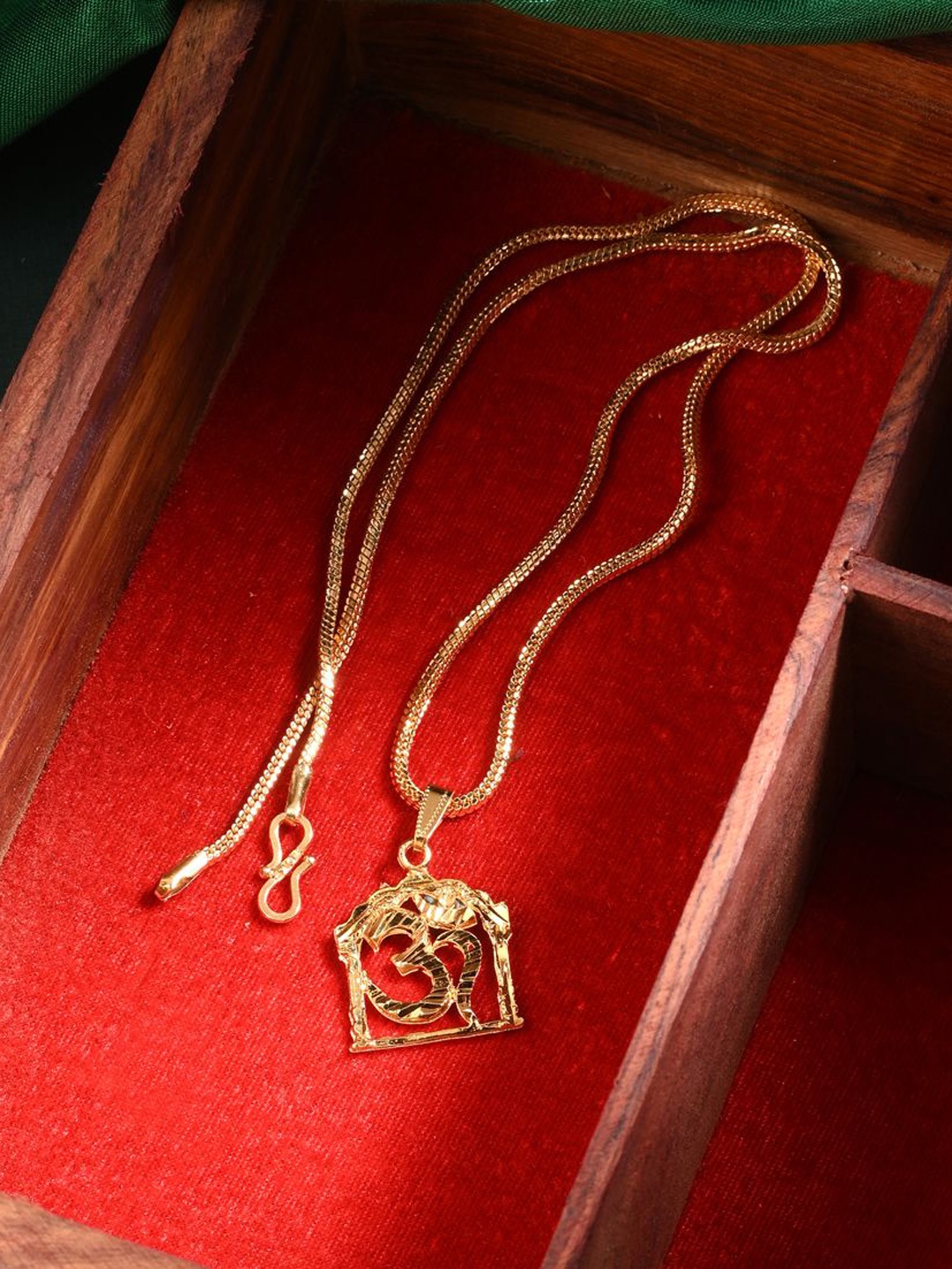 

AanyaCentric Gold-Plated Quirky Om Pendant with Chain