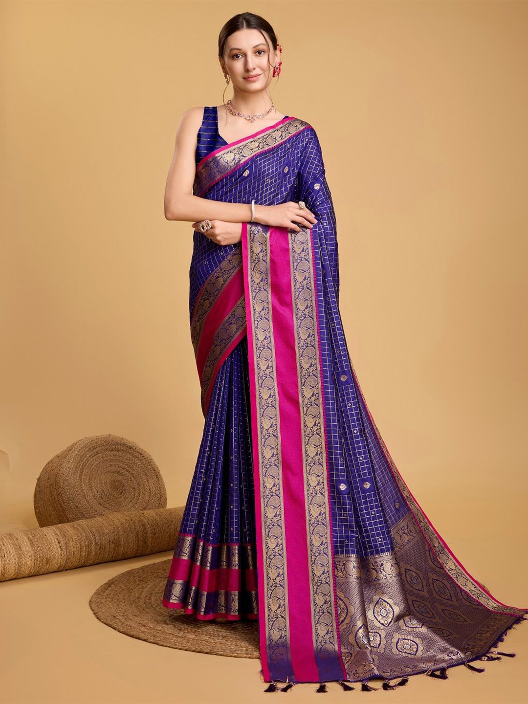 

LEOSAGI Checked Zari Pure Silk Banarasi Saree, Blue