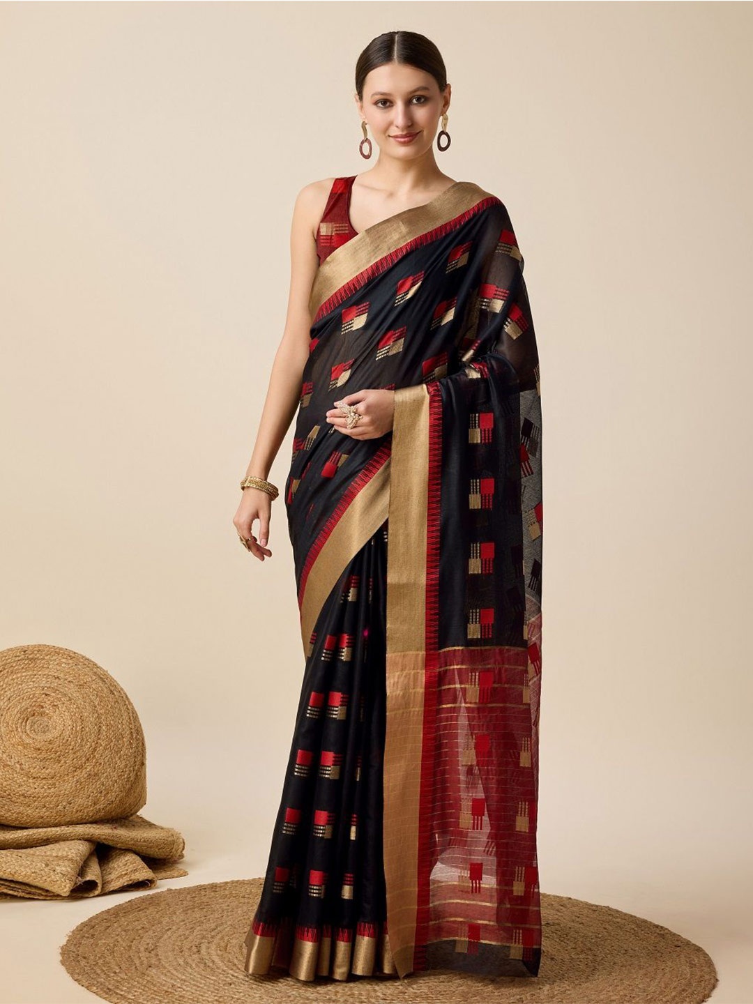 

LEOSAGI Embellished Woven Design Zari Silk Cotton Kota Saree, Black