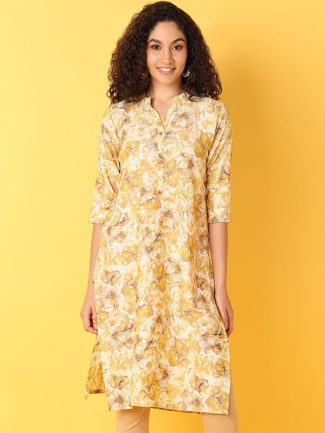 

UNLIMITED Floral Printed Mandarin Collar Three-Quarter Sleeves Straight Kurta, Yellow