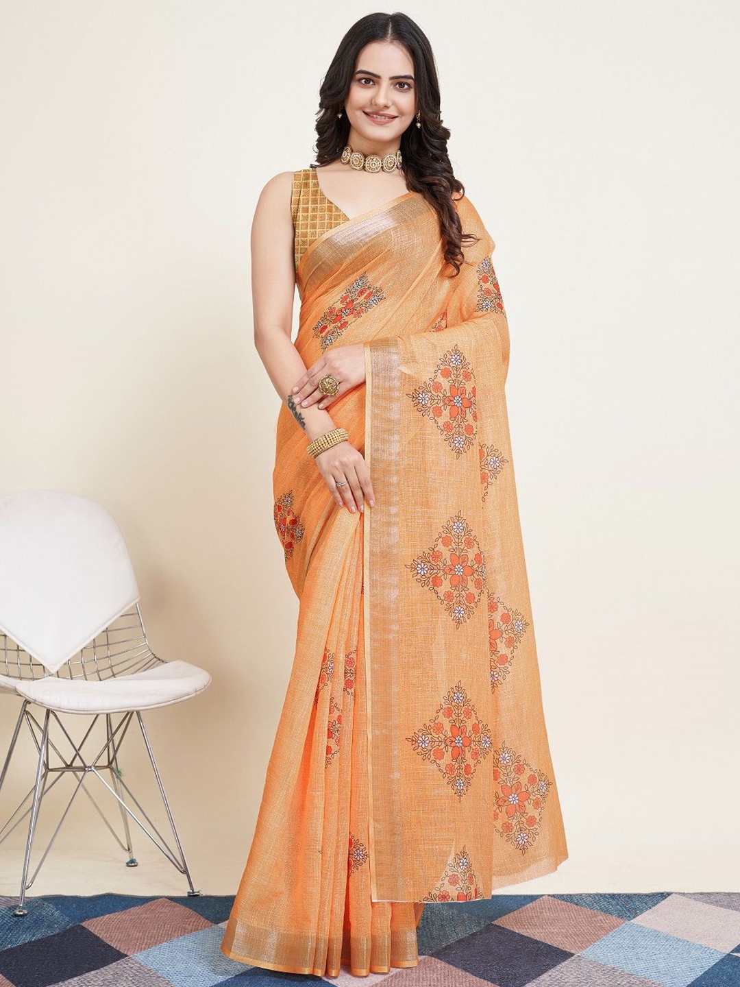 

LEOSAGI Ethnic Motifs Printed Saree, Orange