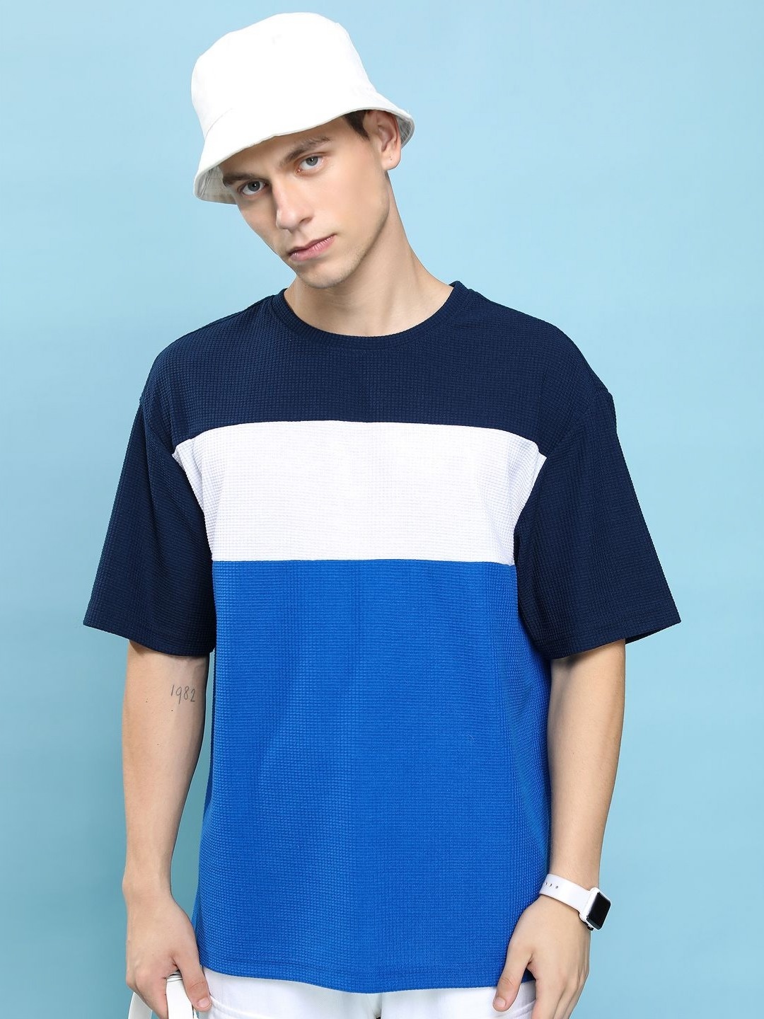 

HIGHLANDER Men Colourblocked Oversized T-shirt, Navy blue