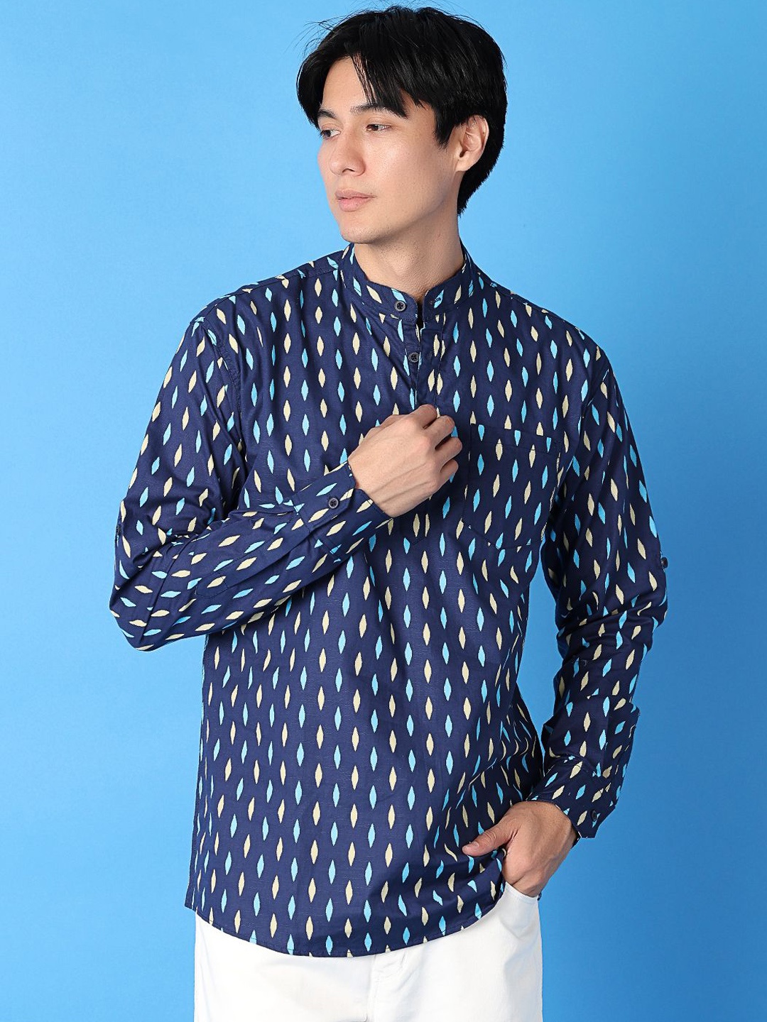 

V-Mart Geometric Printed Mandarin Collar Kurta, Blue