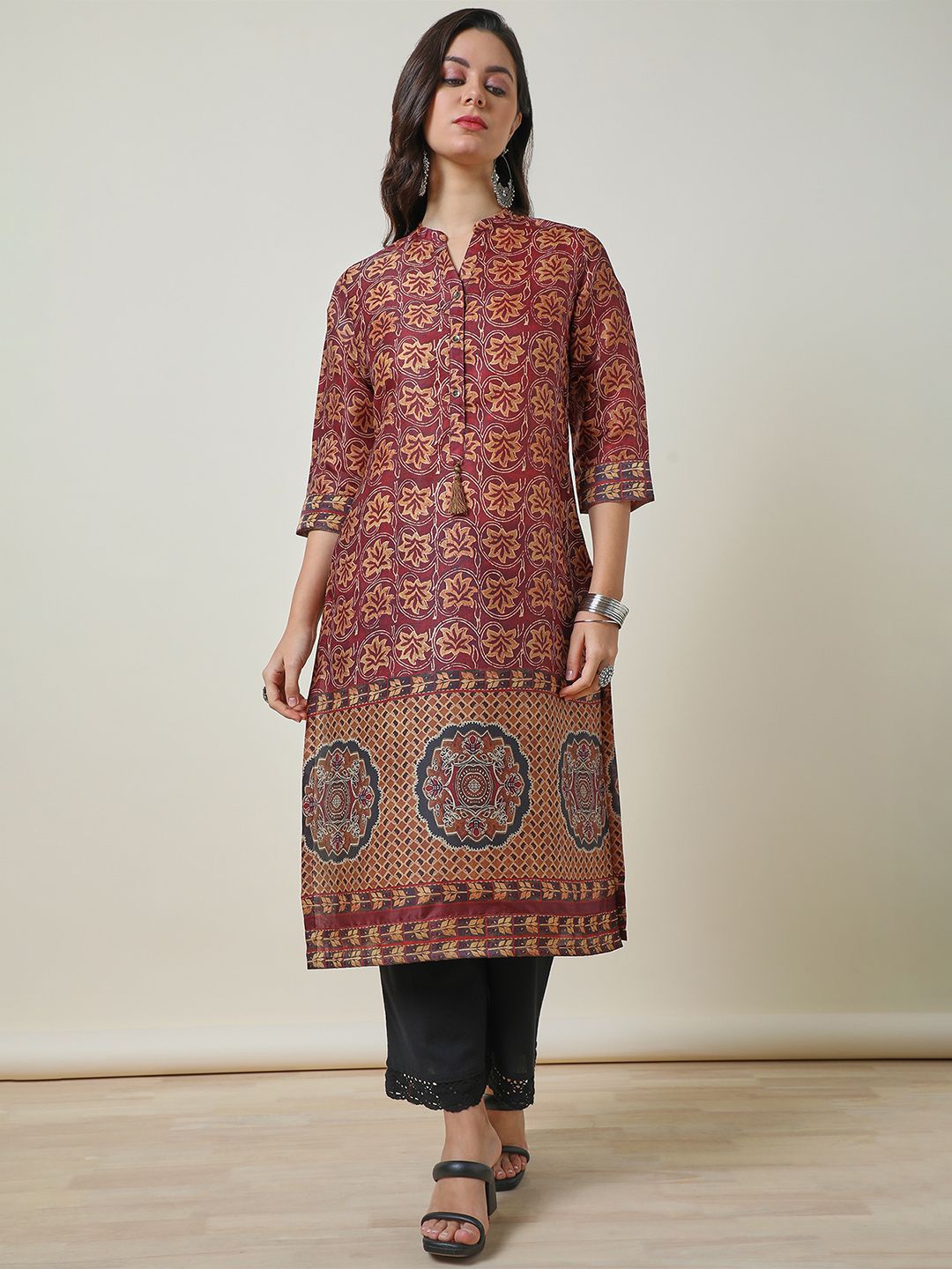 

Soch Rust Ethnic Motifs Printed Mandarin Collar Straight Kurta