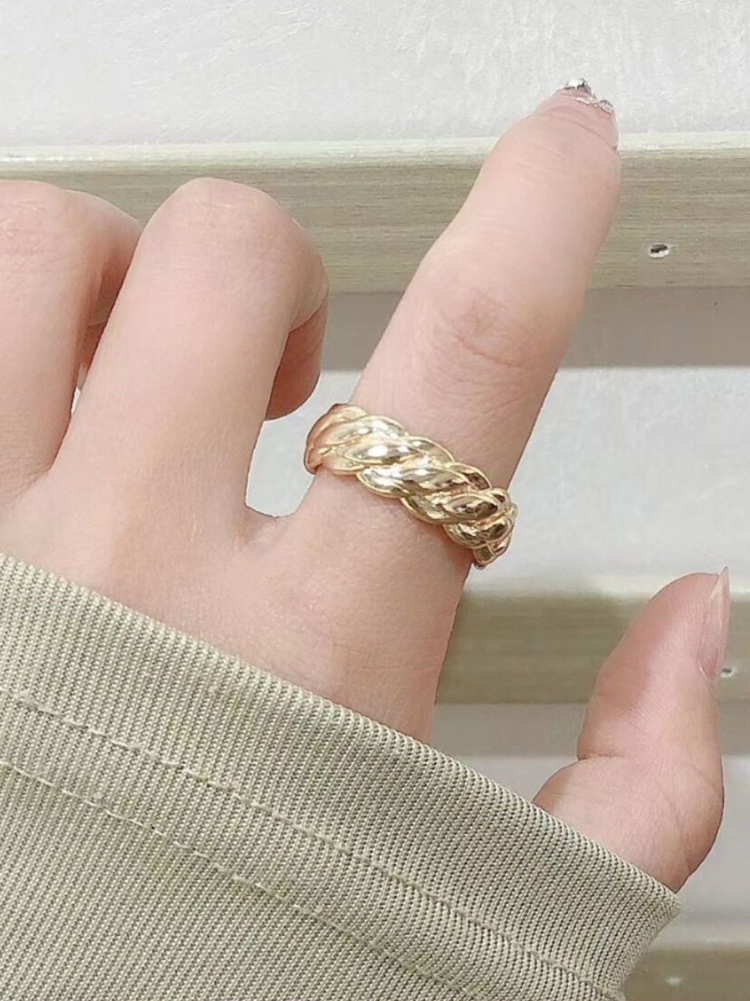 

SALTY Crosiant Bold Gold-Plated Adjustable Finger Ring