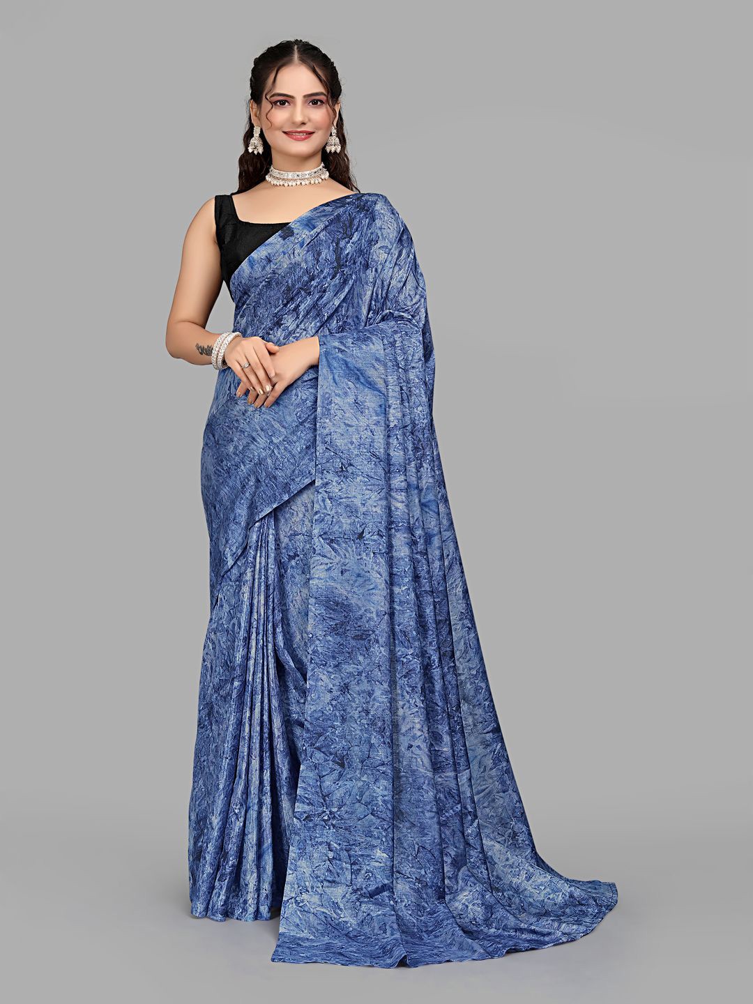

Pionex Abstract Printed Ready to Wear Saree, Navy blue