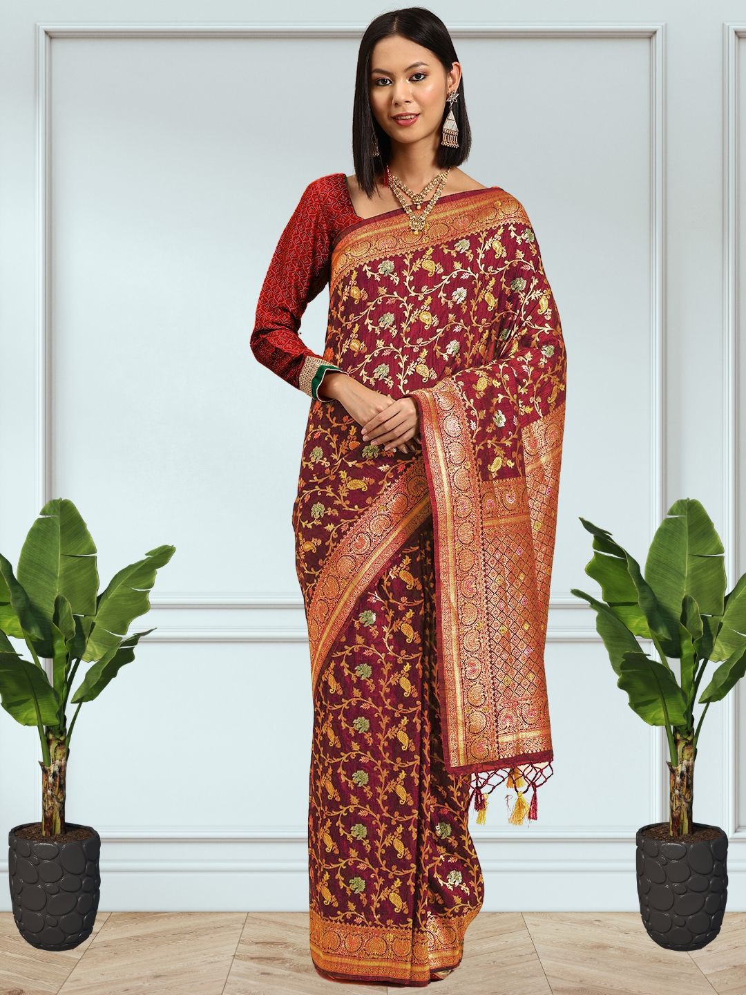 

Chhabra 555 Woven Design Floral Zari Jute Silk Mysore Silk Sarees, Red