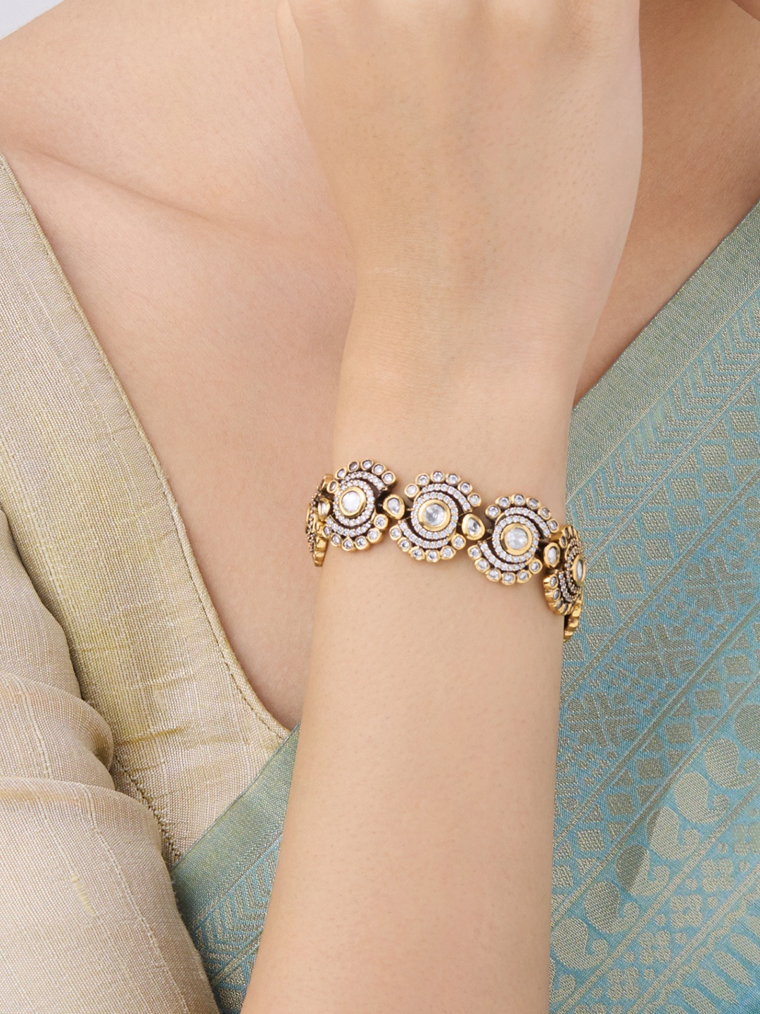 

Kushal's Fashion Jewellery Kundan Link Bracelet, Gold
