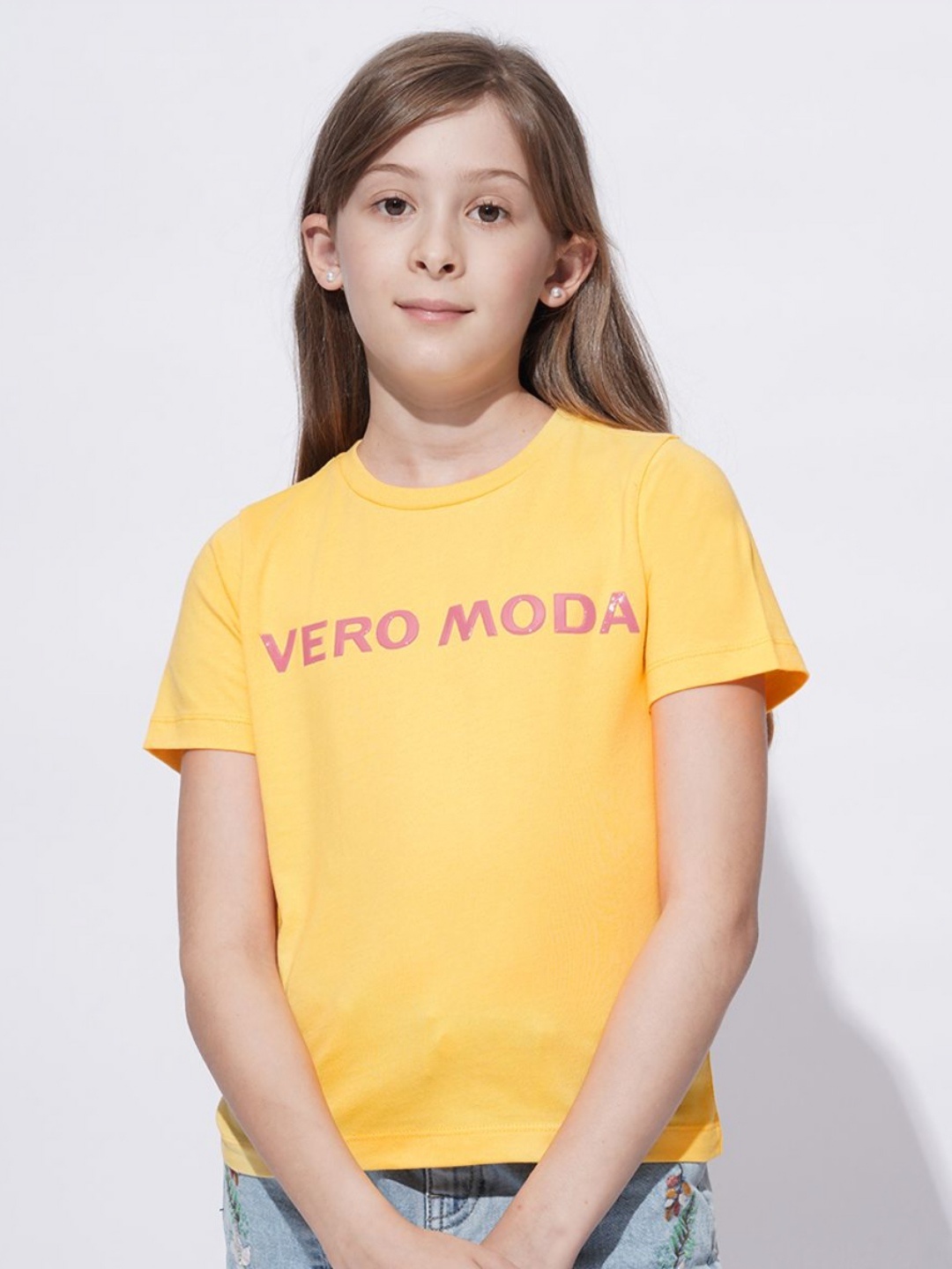 

Vero Moda Girls Typography Printed Round Neck Cotton T-Shirt, Yellow