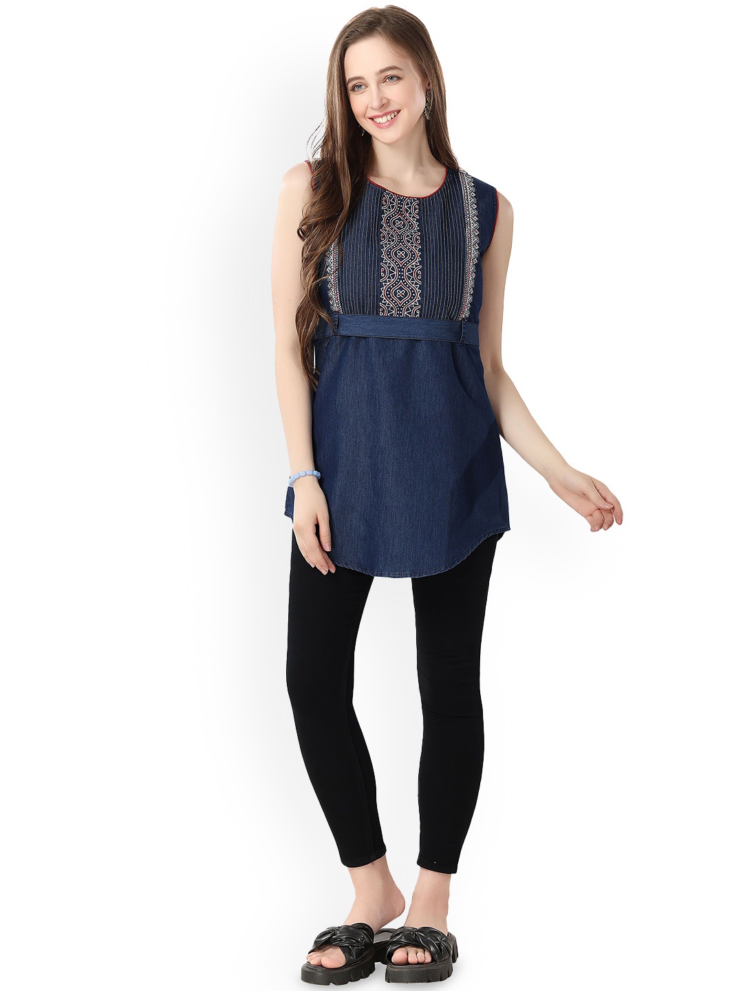 

keshubaba Floral Printed Sleeveless Denim A-Line Kurti, Blue