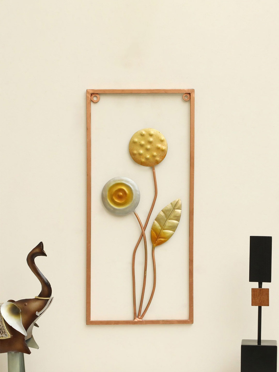 

vedas Gold & Copper Toned Floral Hanging Wall Decor