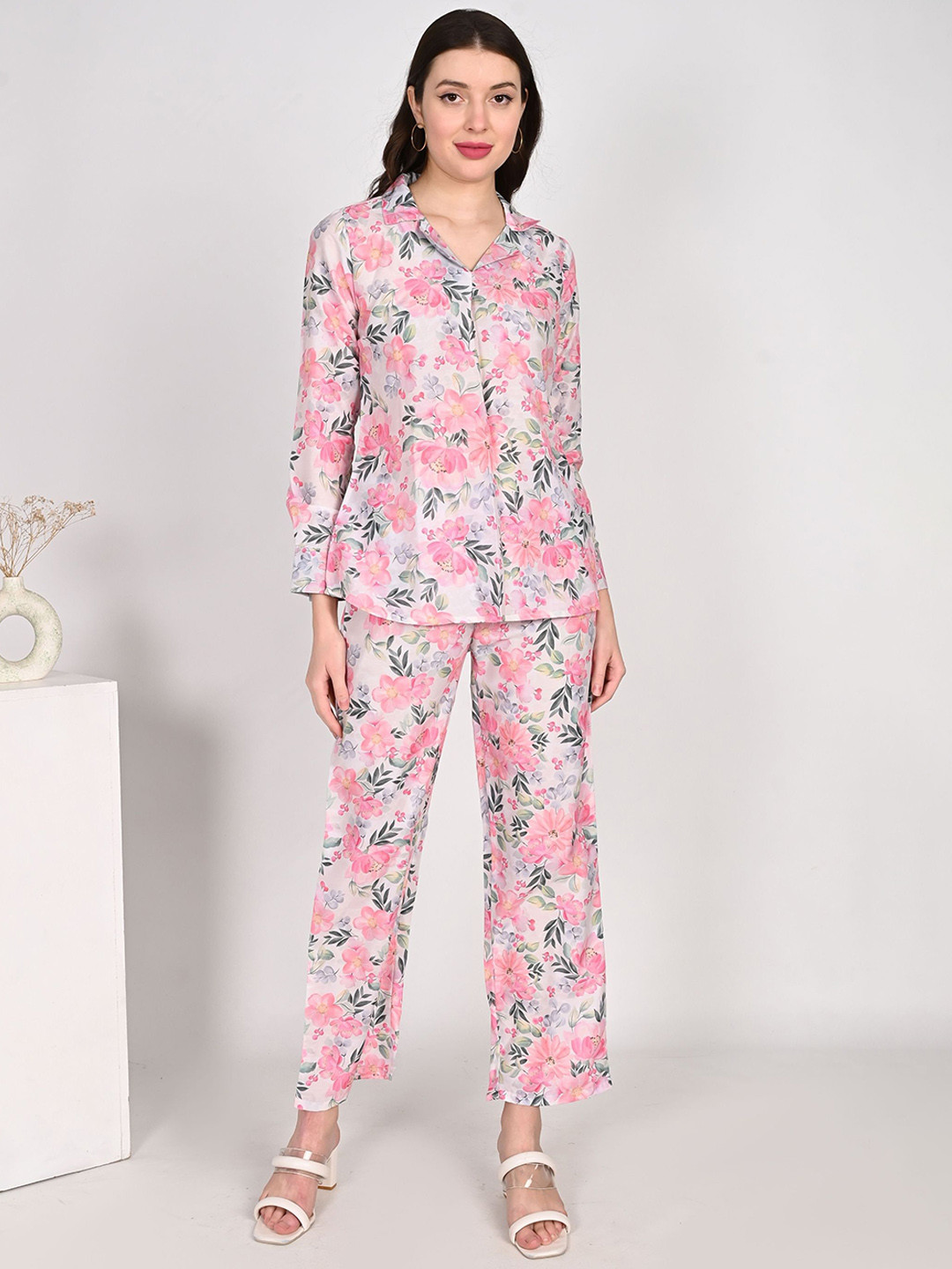 

aaivan Printed Top With Trousers, White