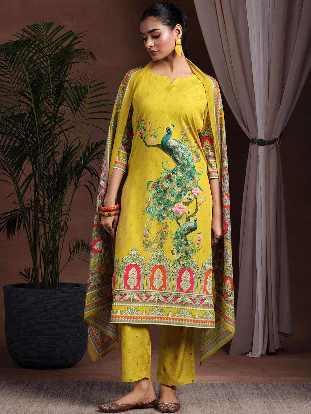 

Libas Ethnic Motifs Printed Straight Kurta with Trousers & Dupatta, Mustard