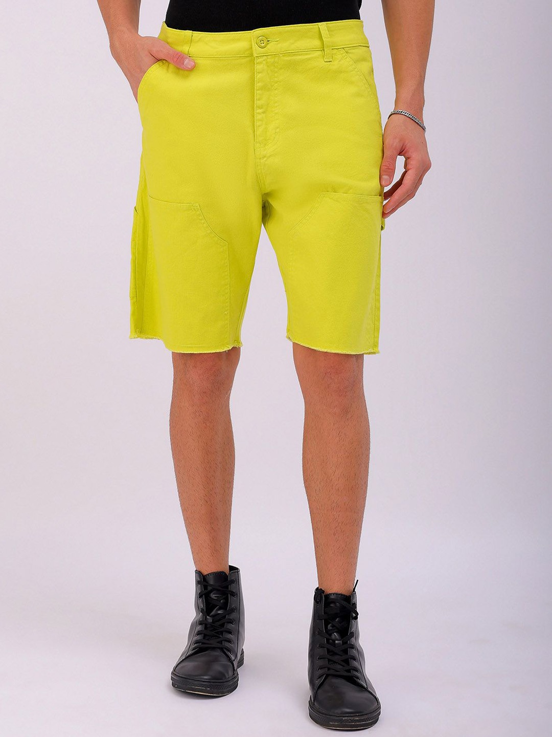 

The Indian Garage Co Men Shorts, Green