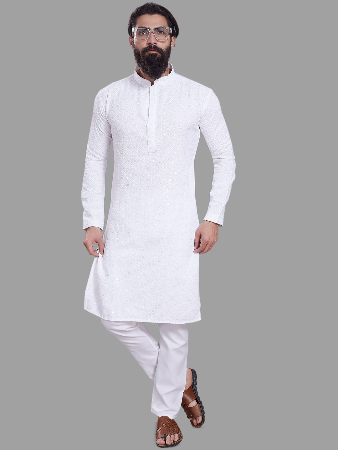 

DIVISIVE Geometric Embroidered Mandarin Collar Straight Kurta, White