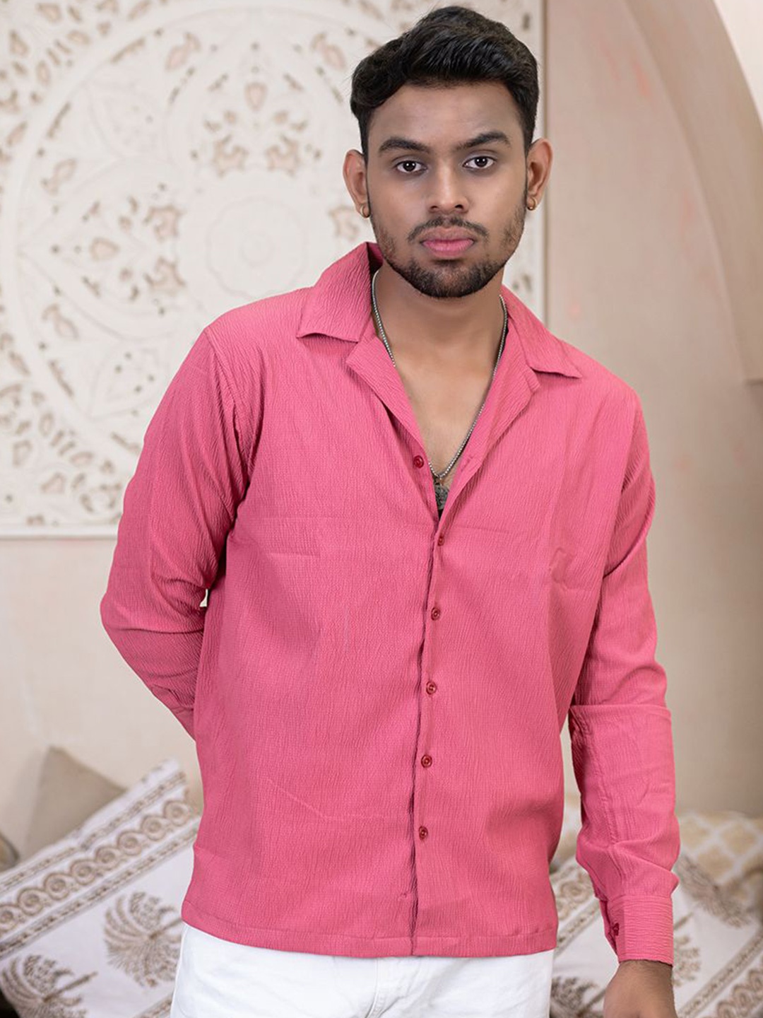 

Tistabene Men Original Cuban Collar Self Design Casual Shirt, Pink