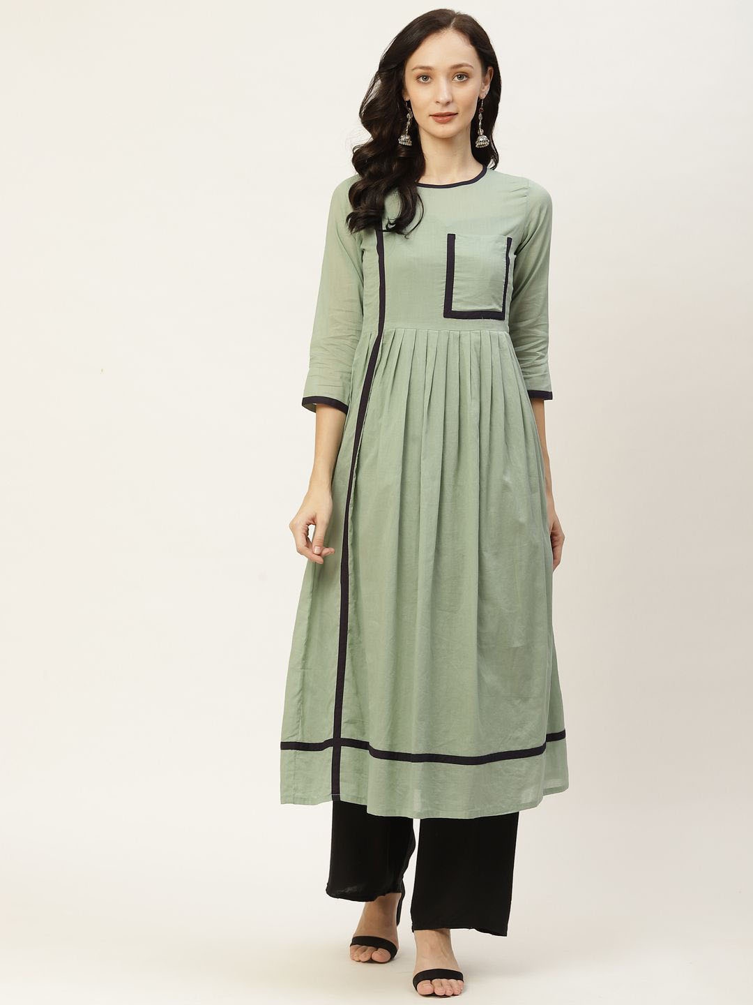 

Shaily Pleated Cotton Anarkali Kurta, Green