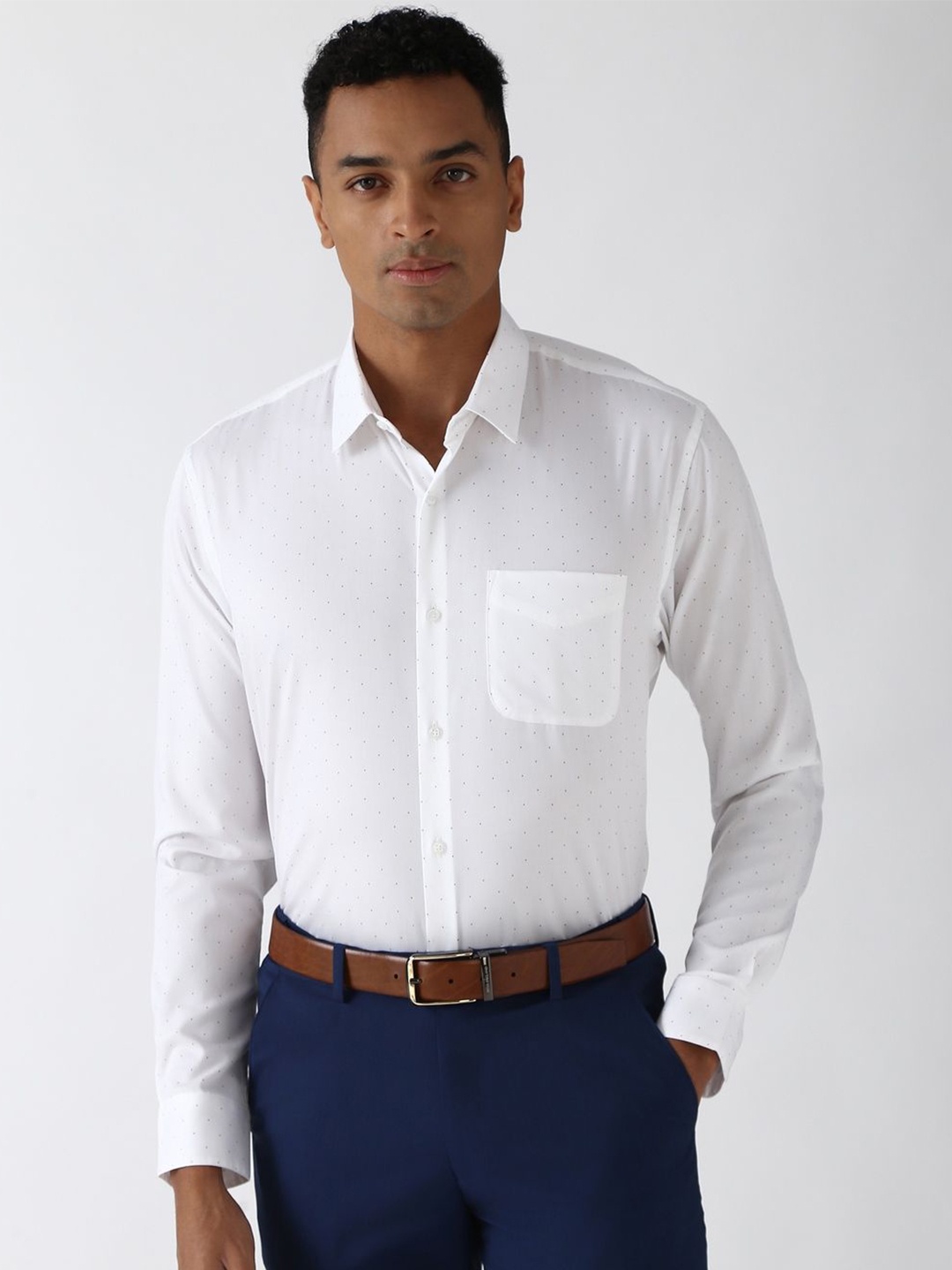 

Peter England Men Spread Collar Micro Ditsy Printed Cotton Formal Shirt, White