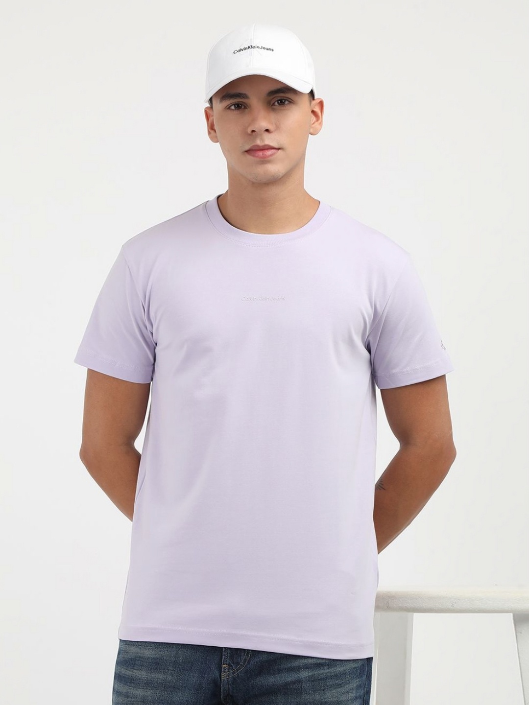 

Calvin Klein Jeans Men Sports Raw Edge T-shirt, Purple