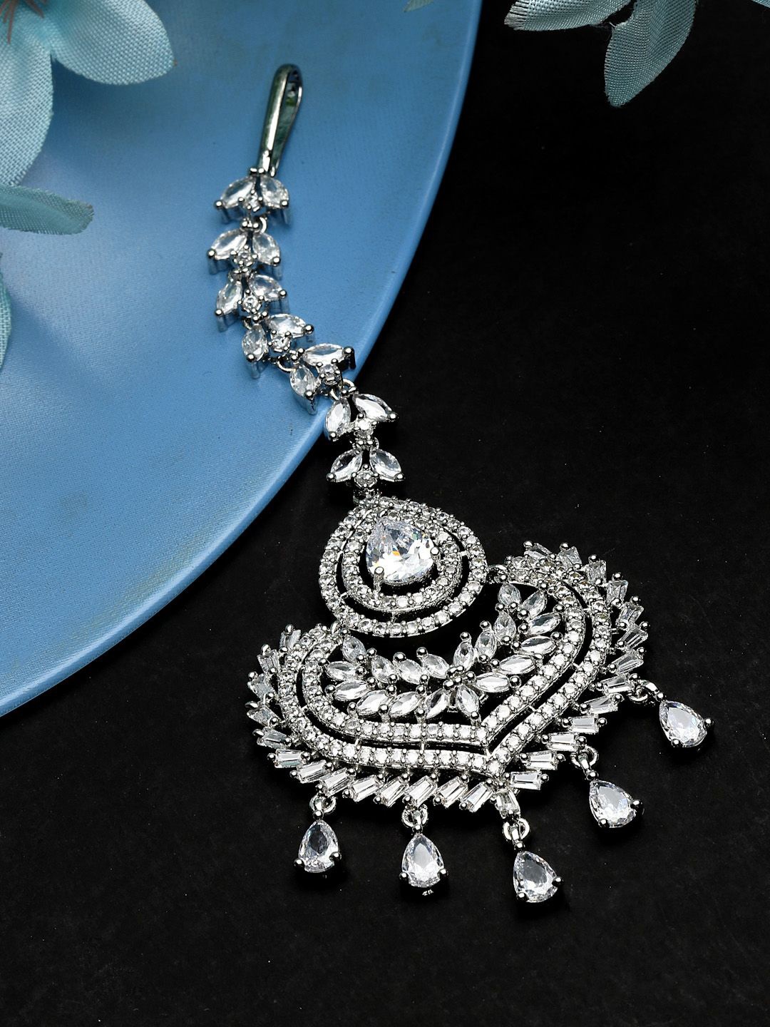 

ZENEME Rhodium-Plated American Diamond Studded Maang Tikka Head Jewellery, Silver