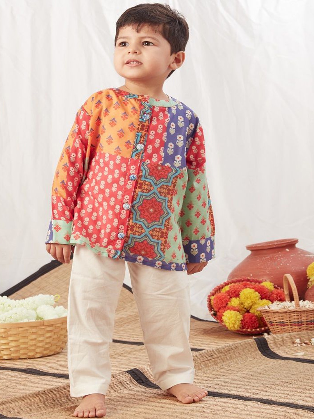 

Vivedkids Boys Floral Printed Pure Cotton Straight Kurta with Trousers, Red