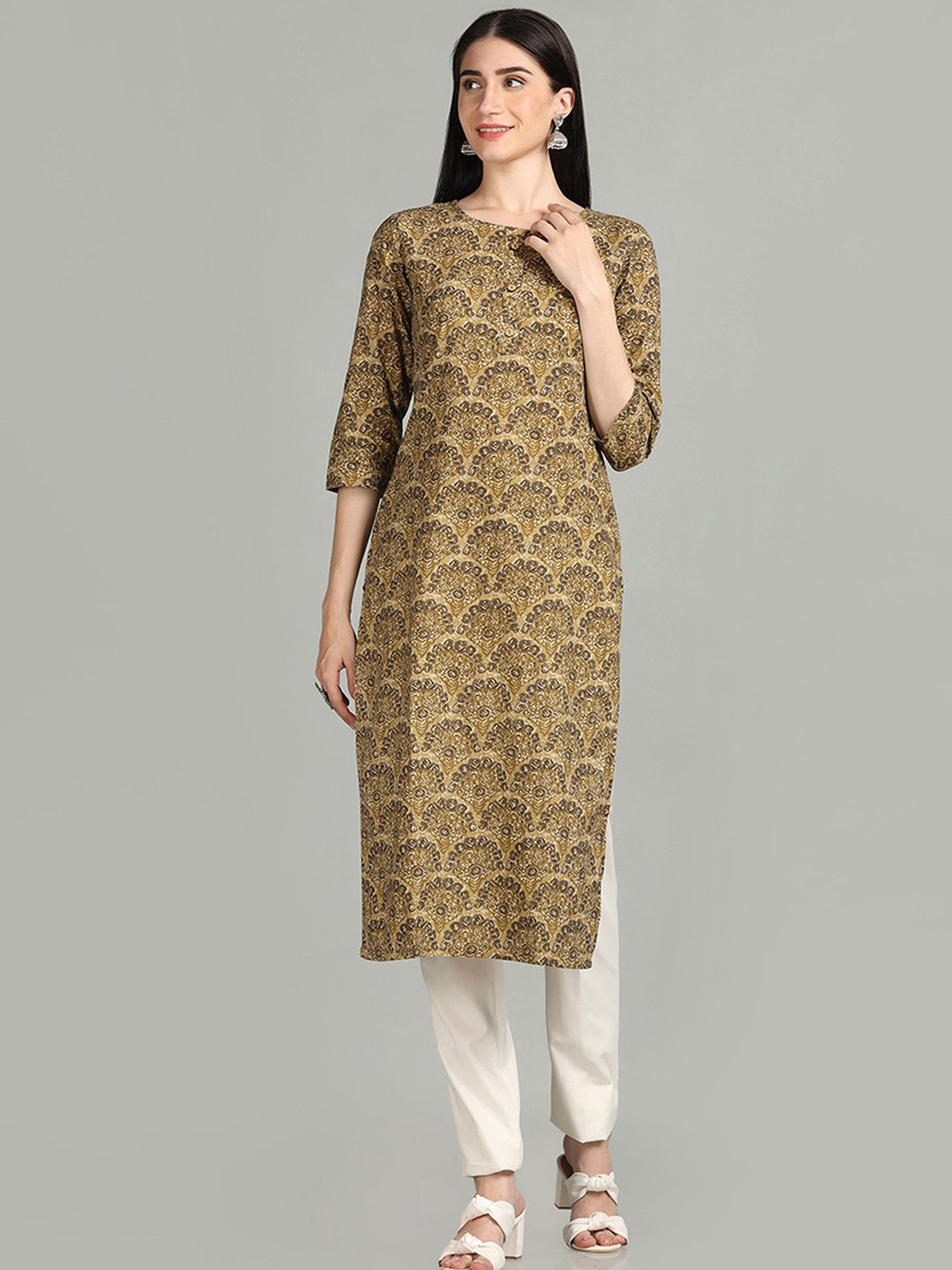 

Shaily Ethnic Motifs Printed Round Neck Straight Kurta, Olive