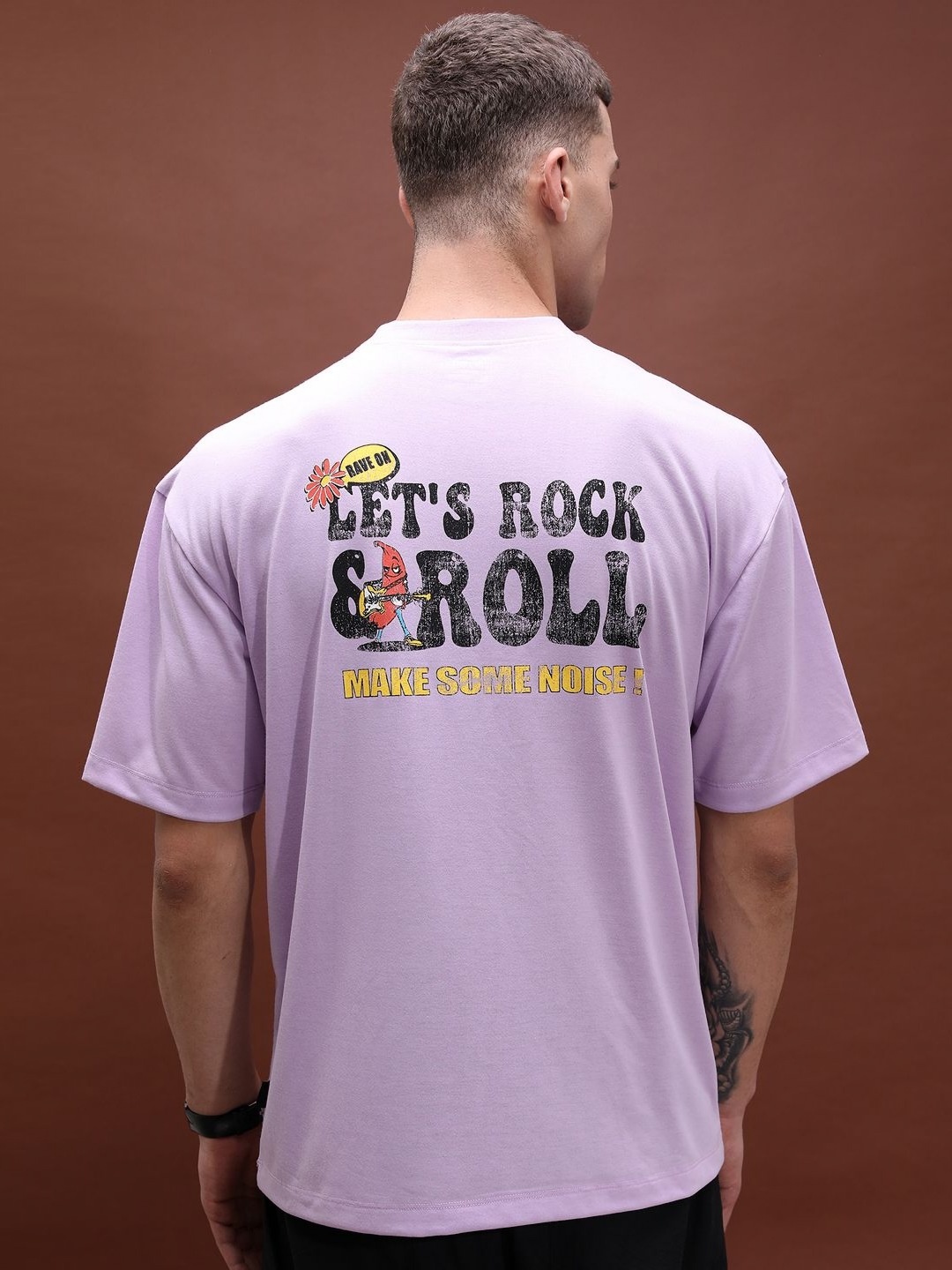 

HIGHLANDER Men Printed Applique T-shirt, Lavender