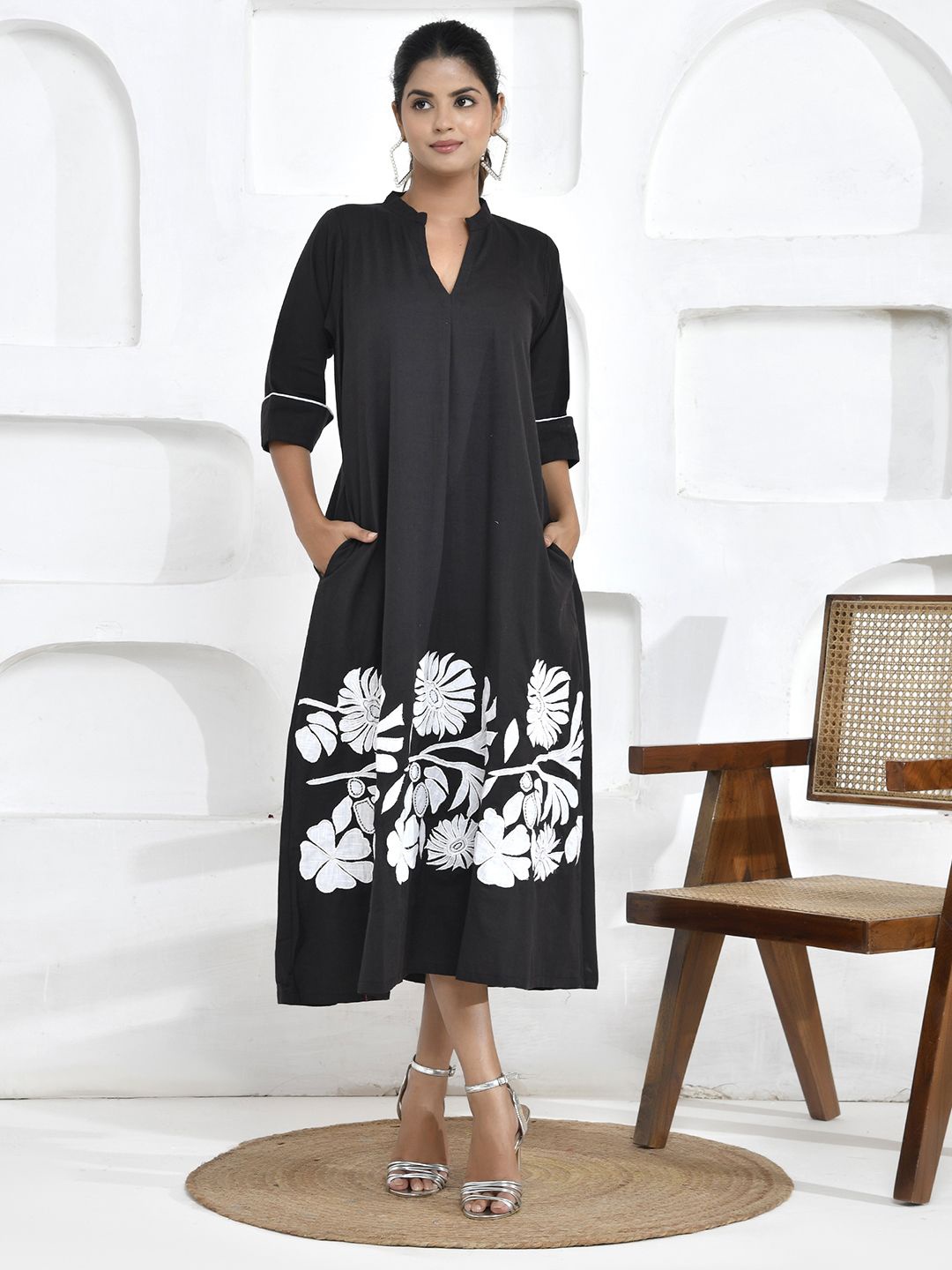 

THE SAFFRON SAGA Floral Print Formal A-Line Midi Dress, Black