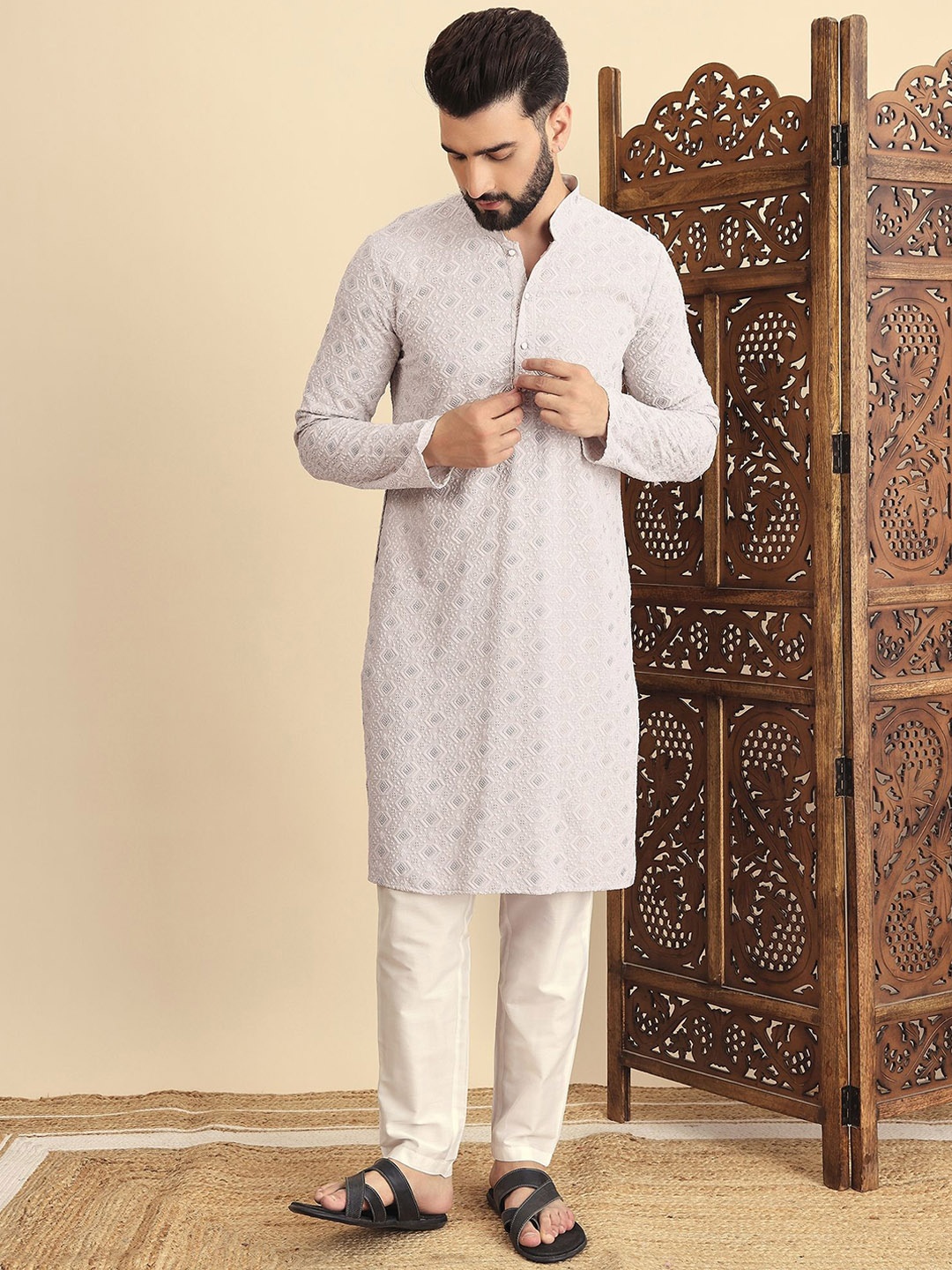 

House of Pataudi Embroidered Straight Kurtas, Off white