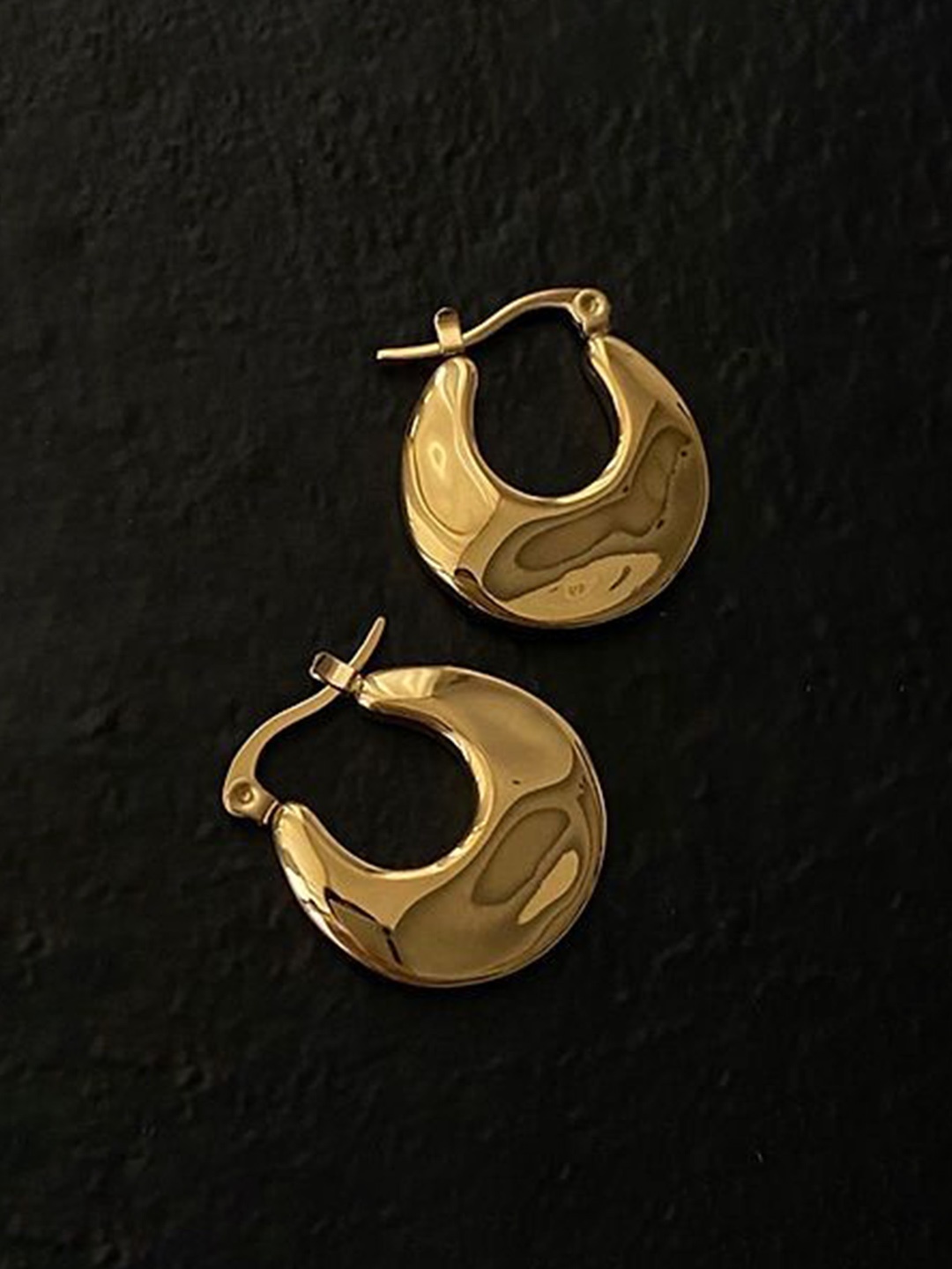 

VAGHBHATT Circular Hoop Earrings, Gold